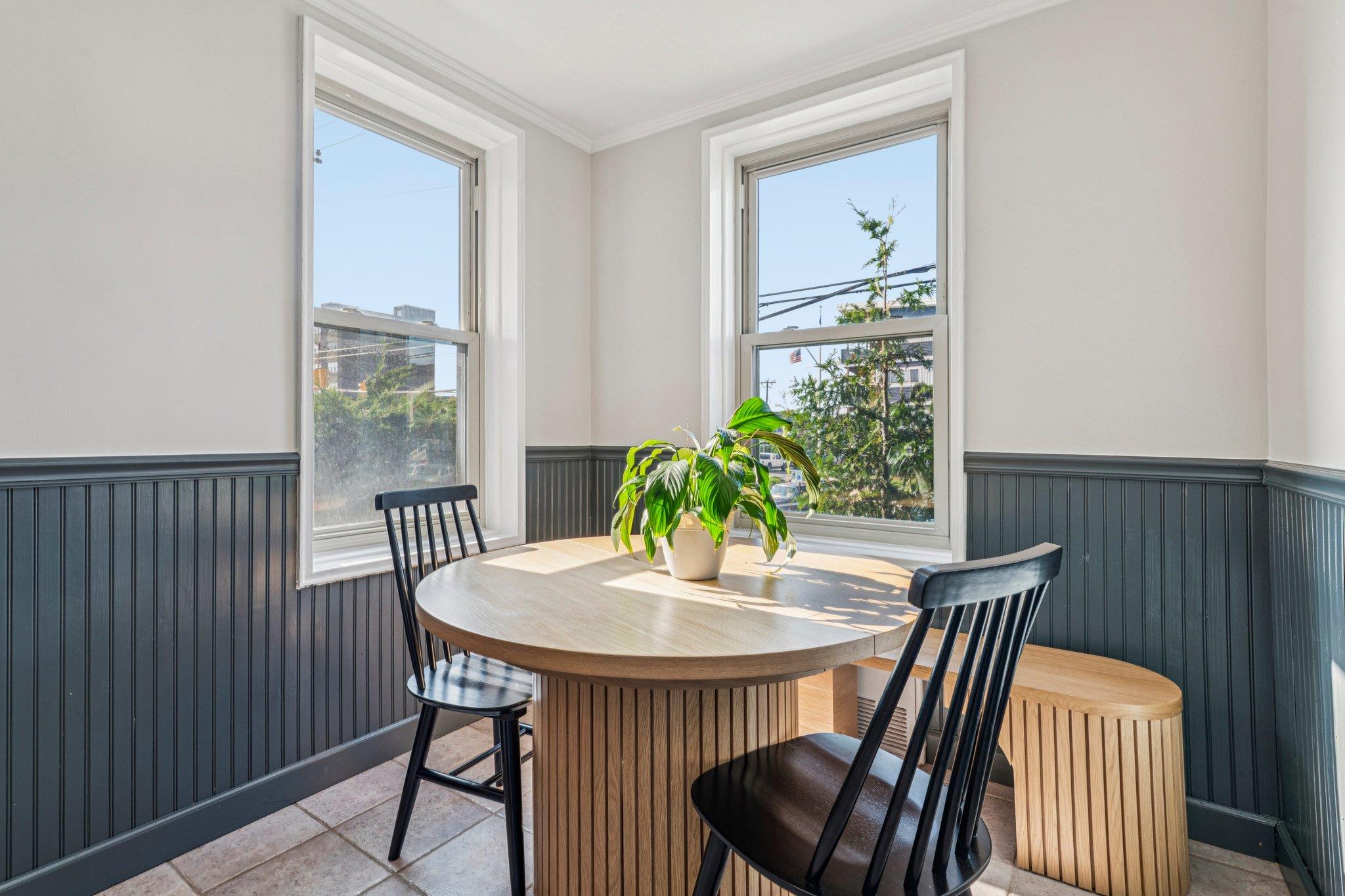 560 W Broadway # 1G, Long Beach, NY 11561