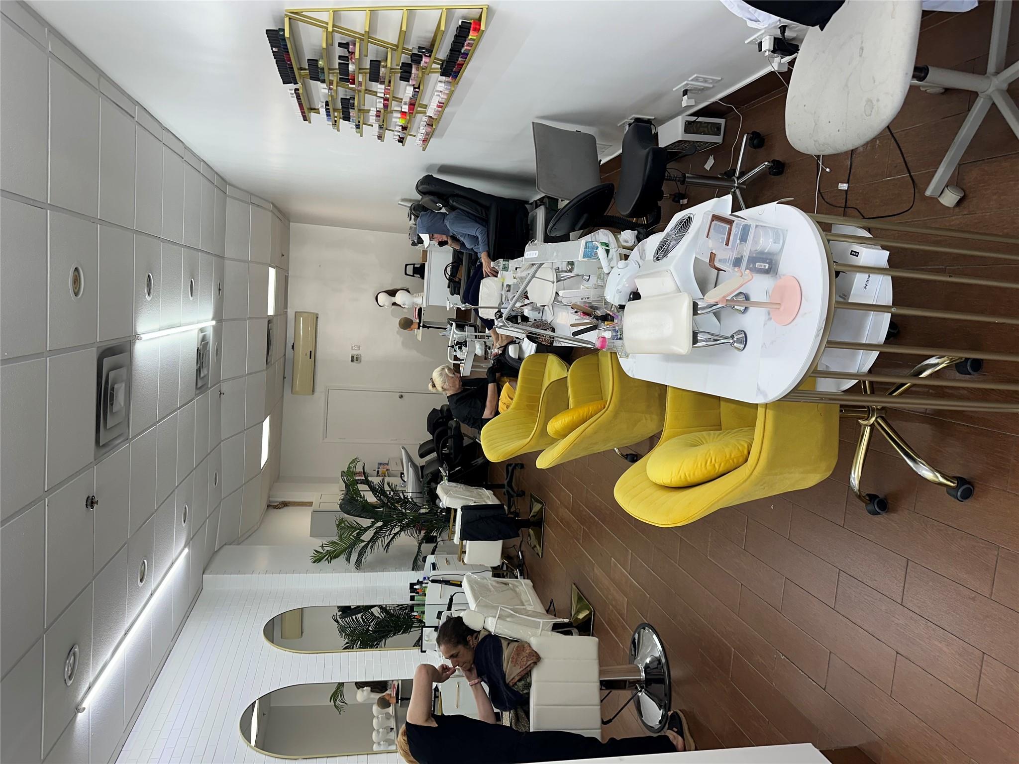 68-40 Main Street, Flushing, NY 11367