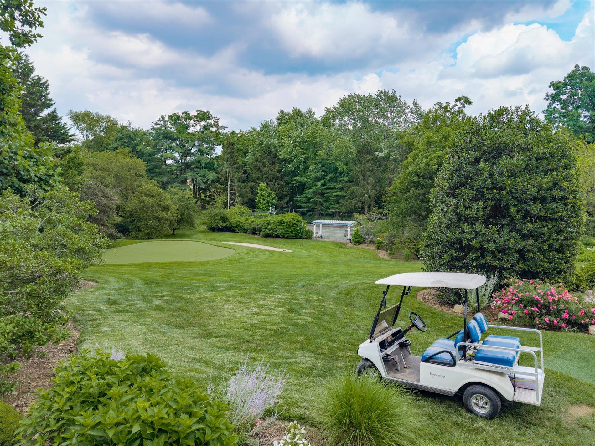 4 Clock Tower Lane, Old Westbury, NY 11568