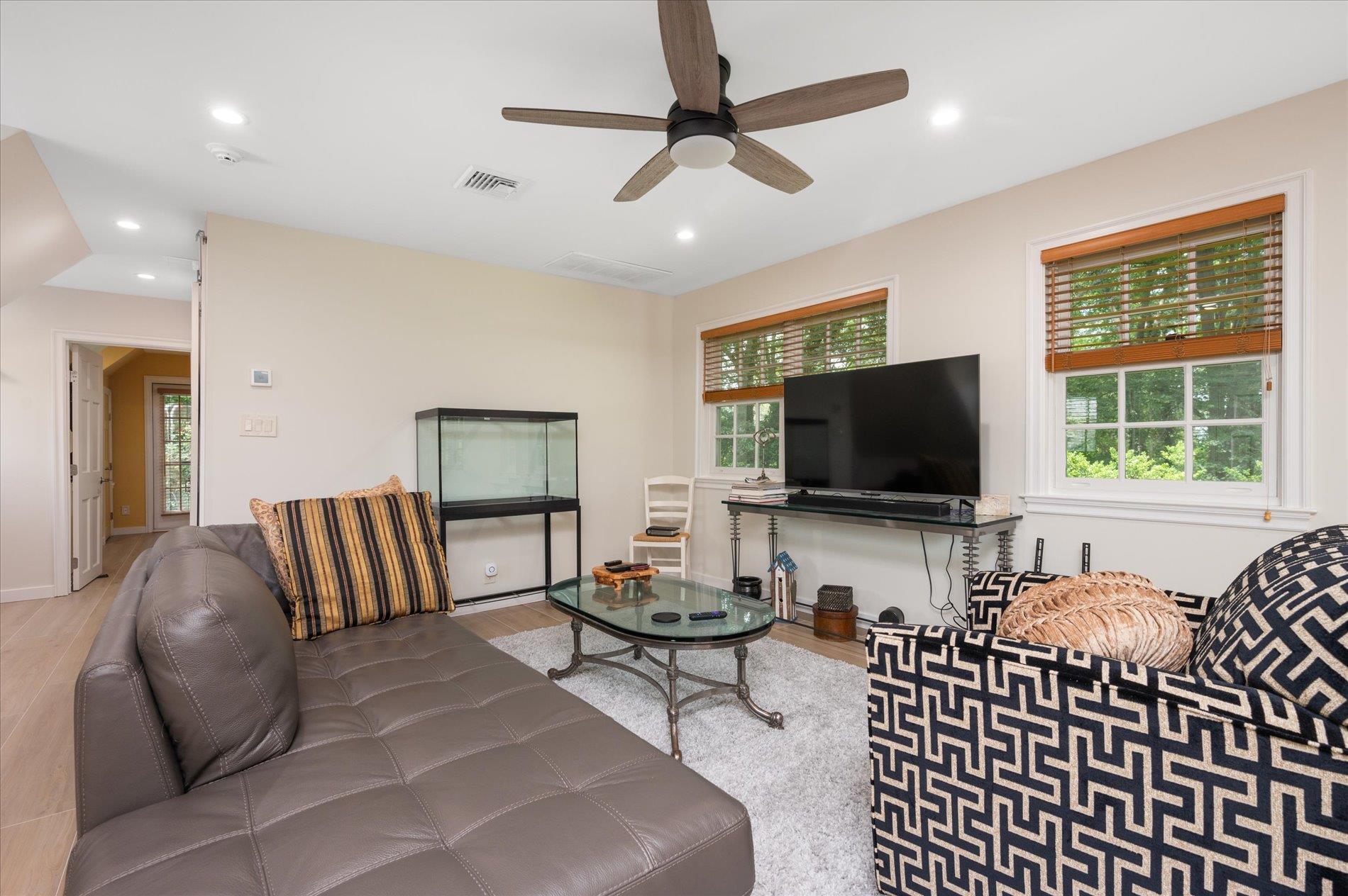 4 Clock Tower Lane, Old Westbury, NY 11568