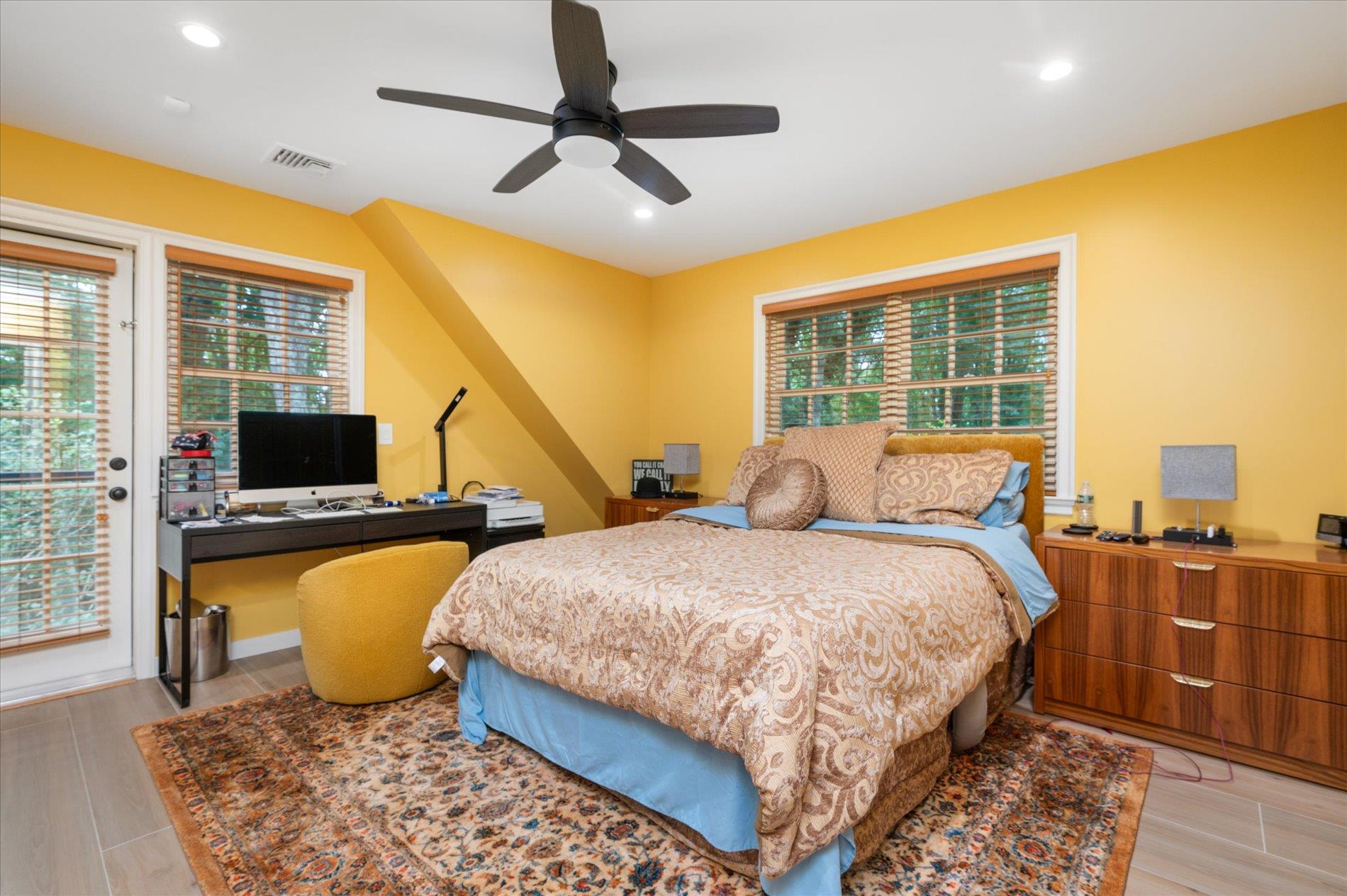 4 Clock Tower Lane, Old Westbury, NY 11568