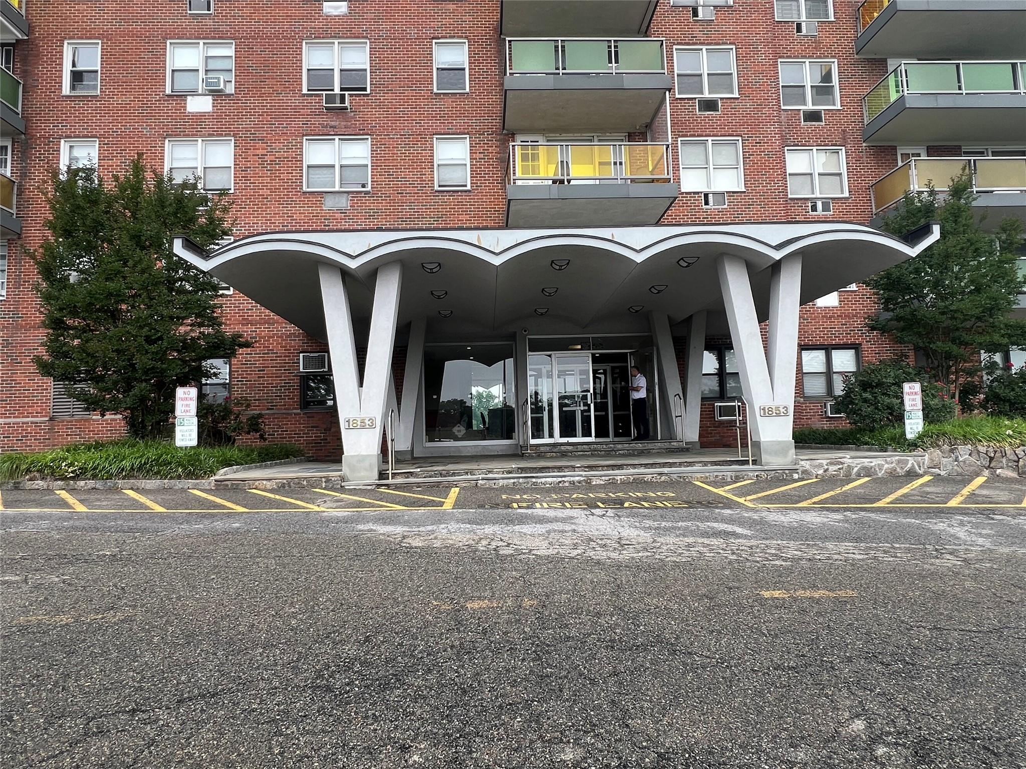 1853 Central Park Avenue # 10C, Yonkers, NY 10710