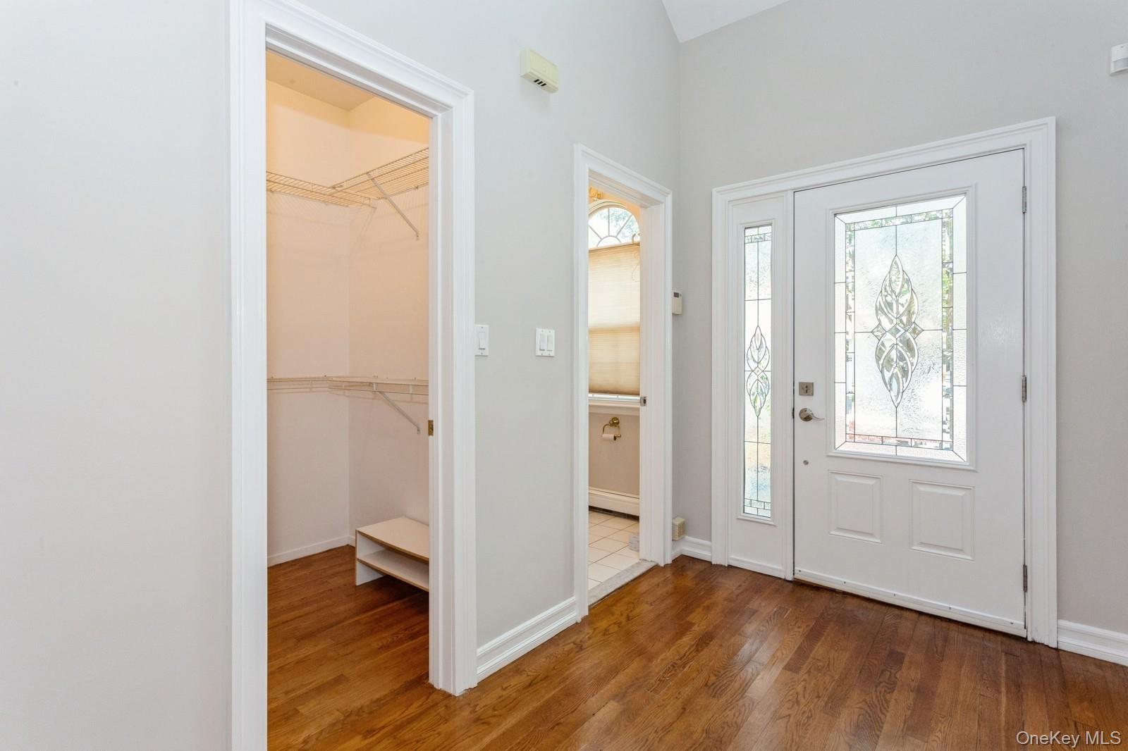 125 Cinnamon Court, Melville, NY 11747