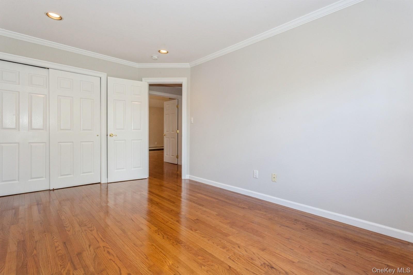 125 Cinnamon Court, Melville, NY 11747