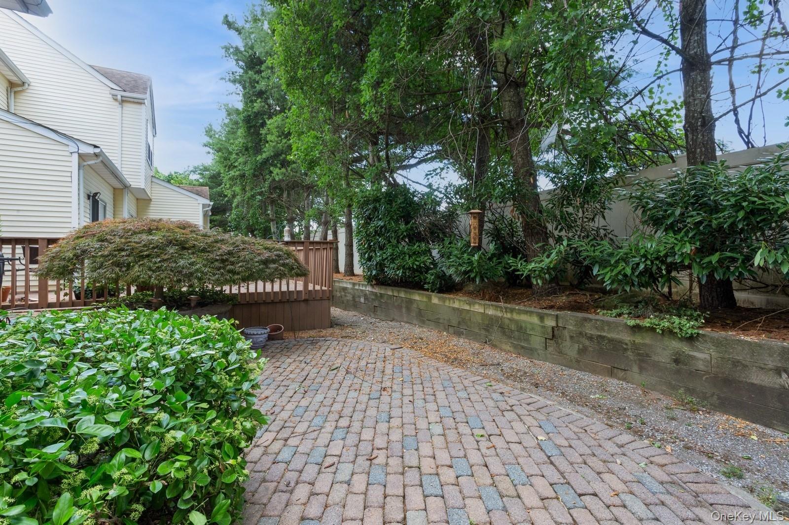 125 Cinnamon Court, Melville, NY 11747