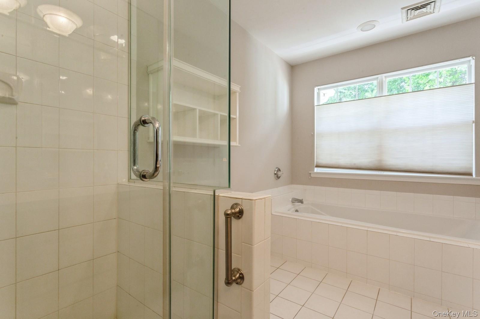 125 Cinnamon Court, Melville, NY 11747