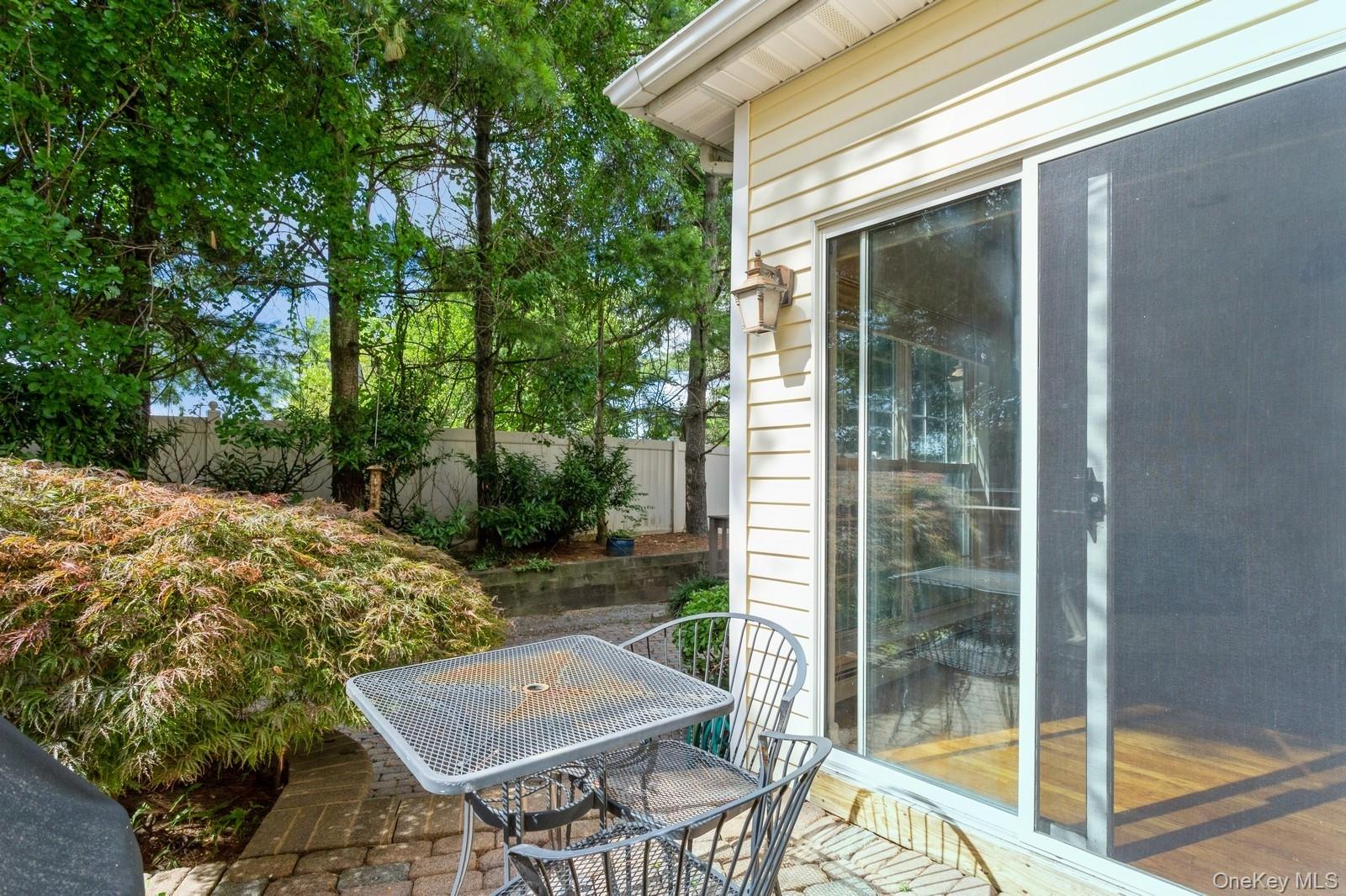 125 Cinnamon Court, Melville, NY 11747