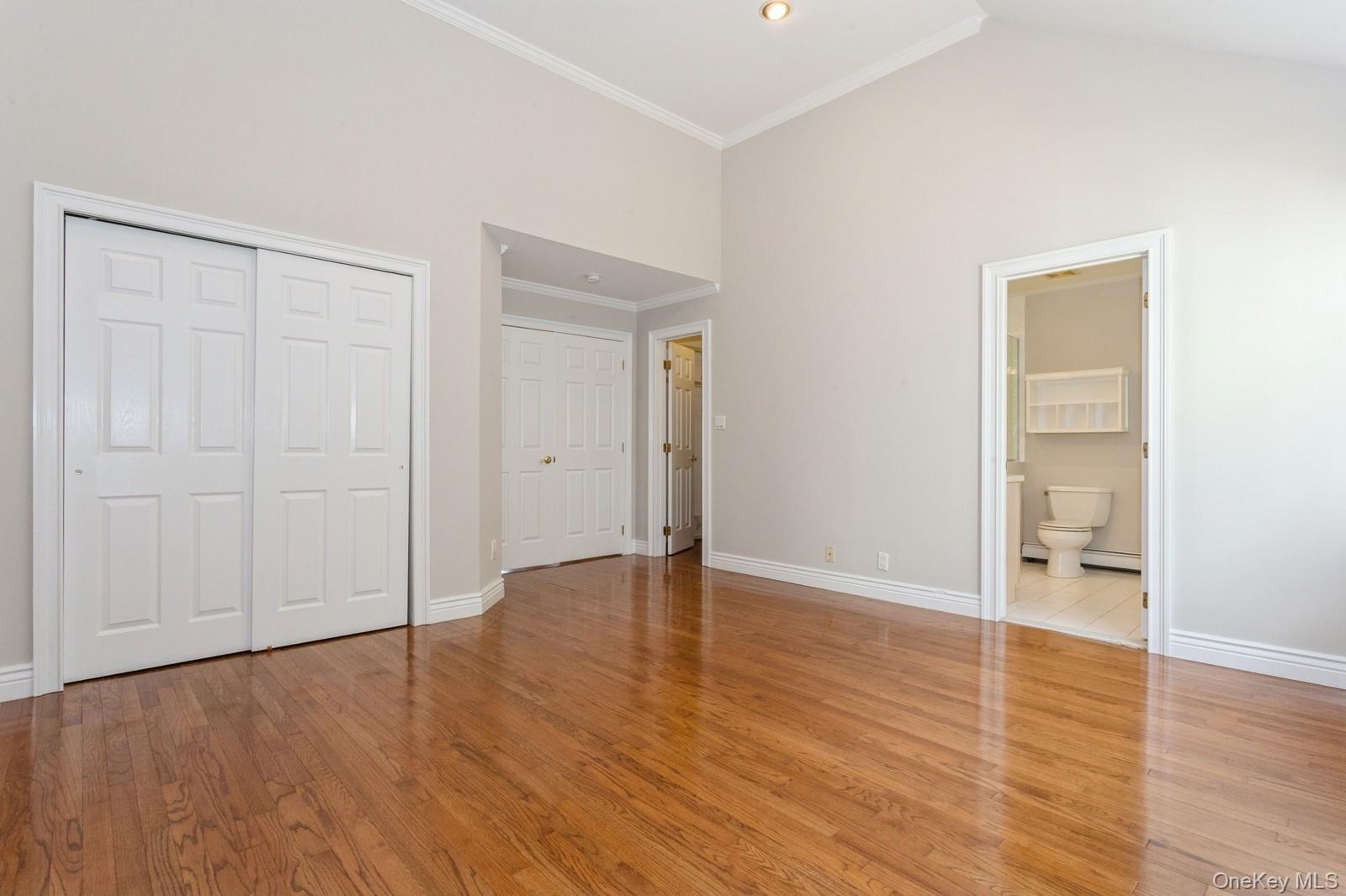 125 Cinnamon Court, Melville, NY 11747