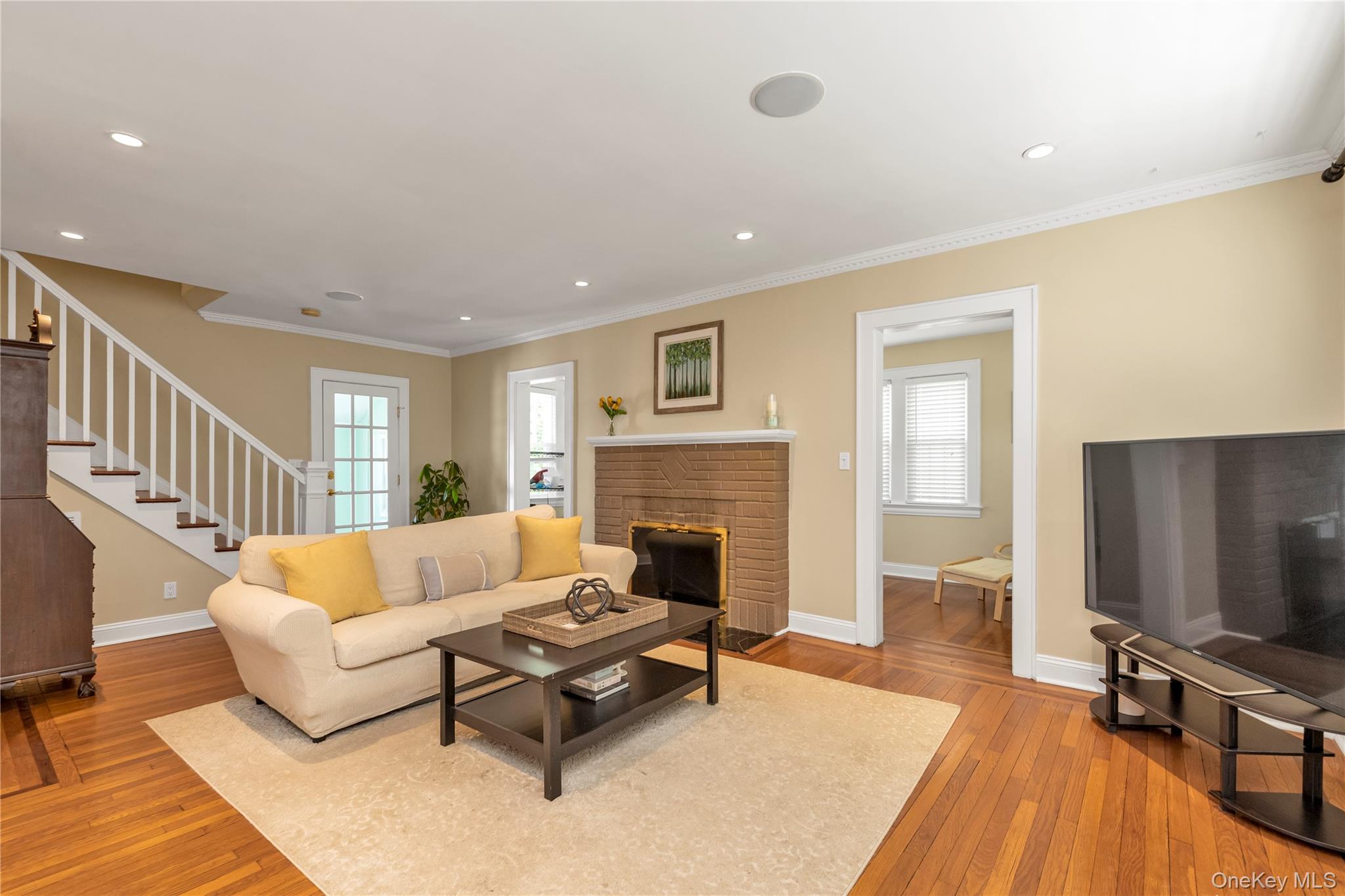 473 Lakeview Avenue, Rockville Centre, NY 11570