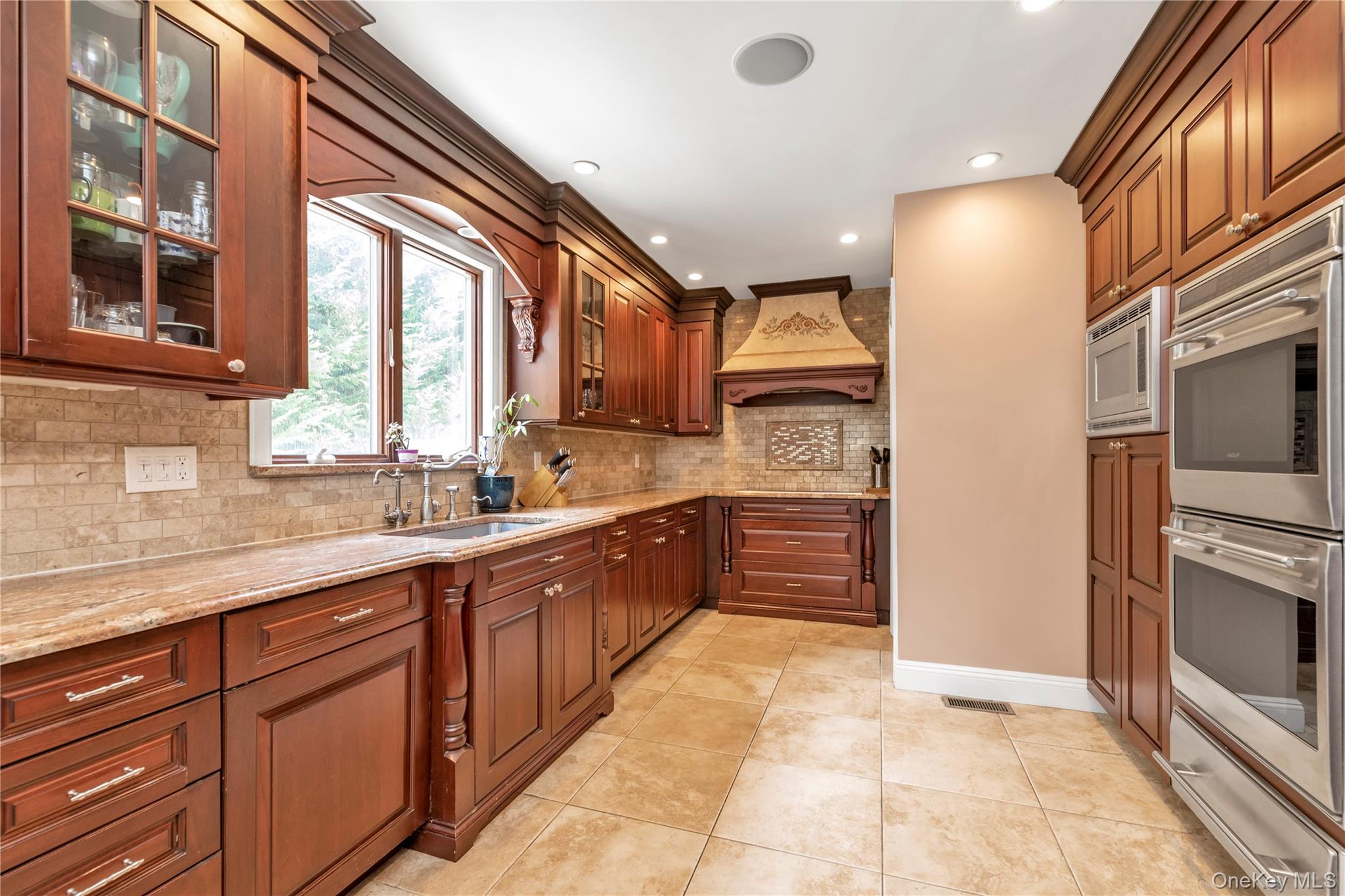 473 Lakeview Avenue, Rockville Centre, NY 11570