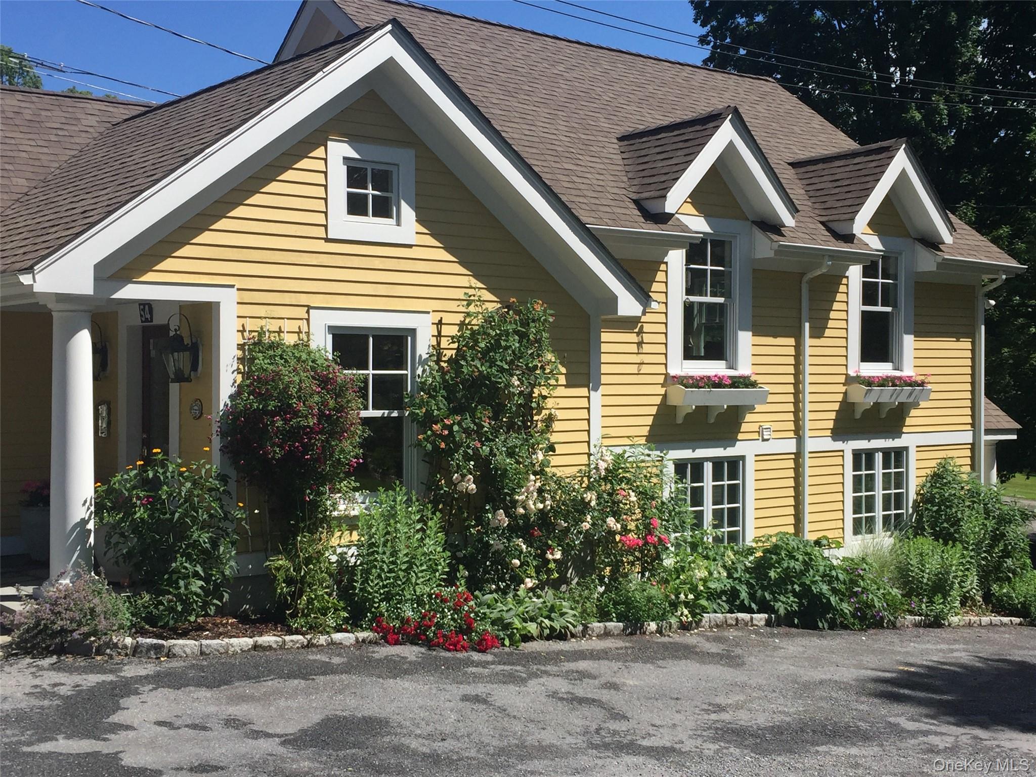 54 E Main Street, Pawling, NY 12564