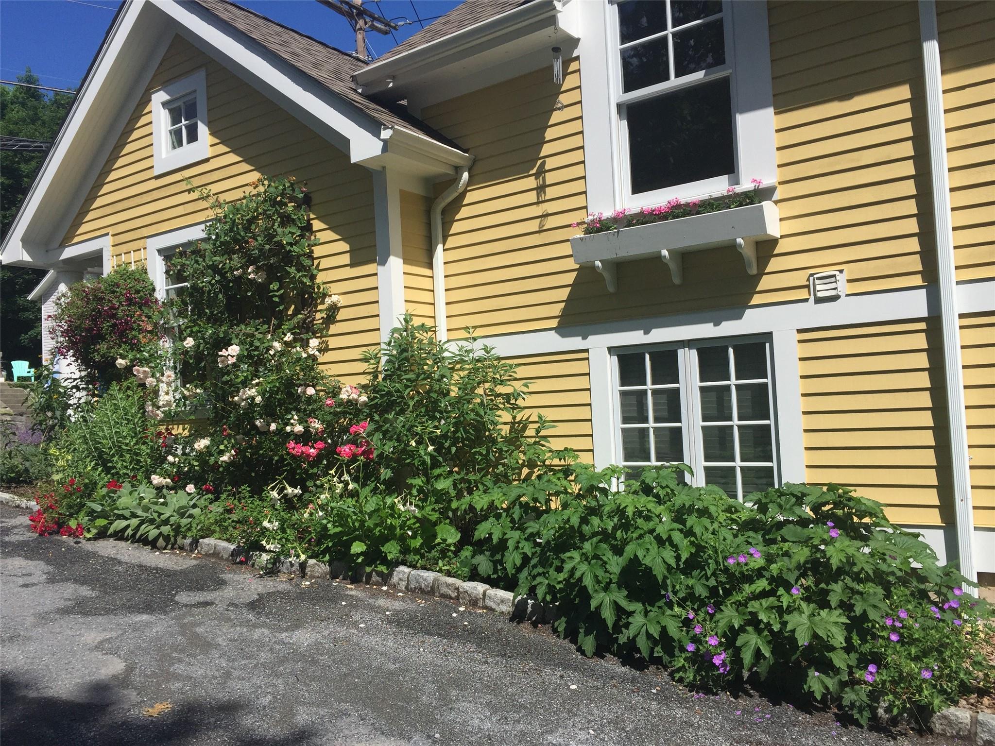 54 E Main Street, Pawling, NY 12564