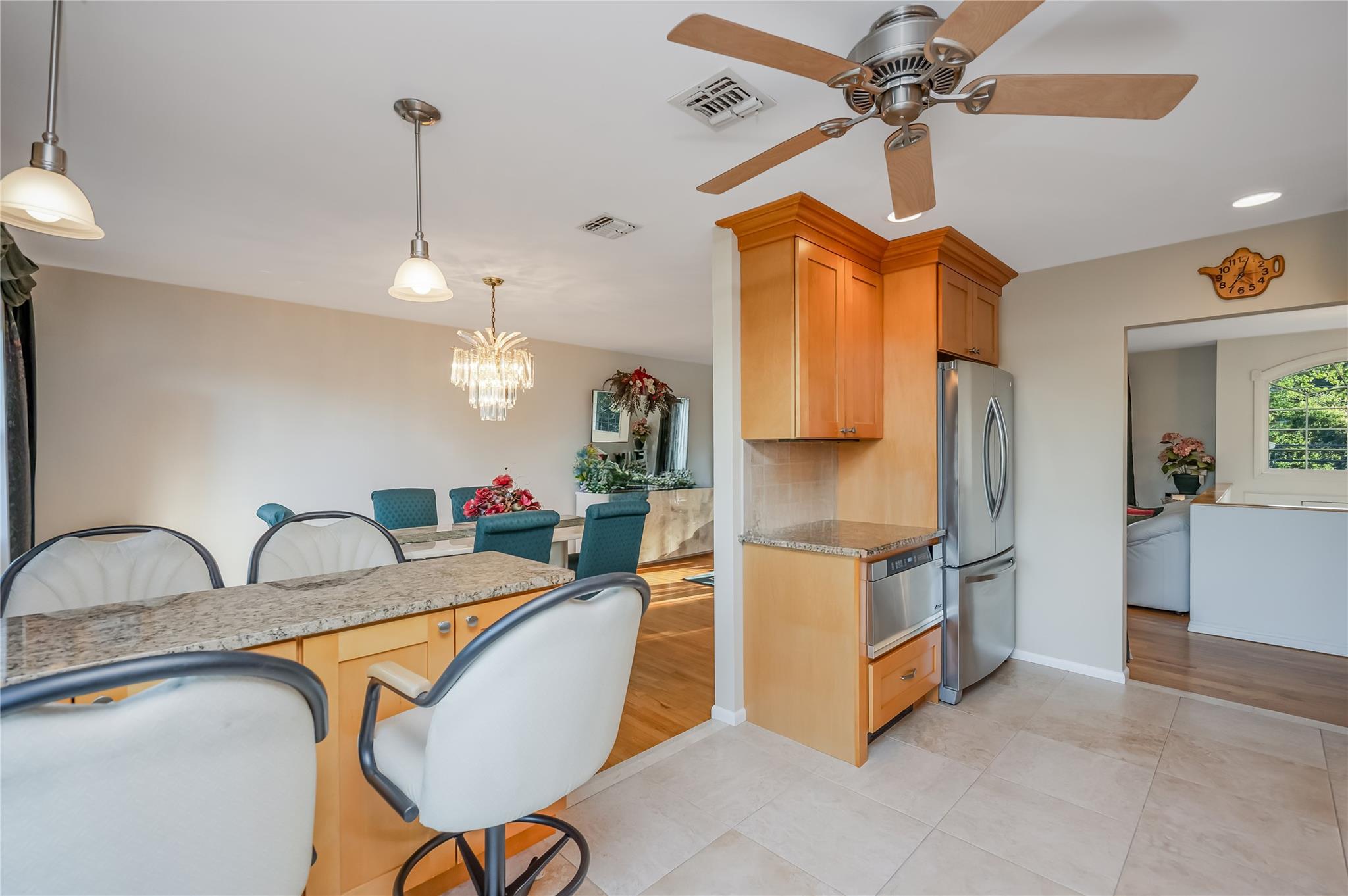 287 Cedar Avenue, Islip, NY 11751