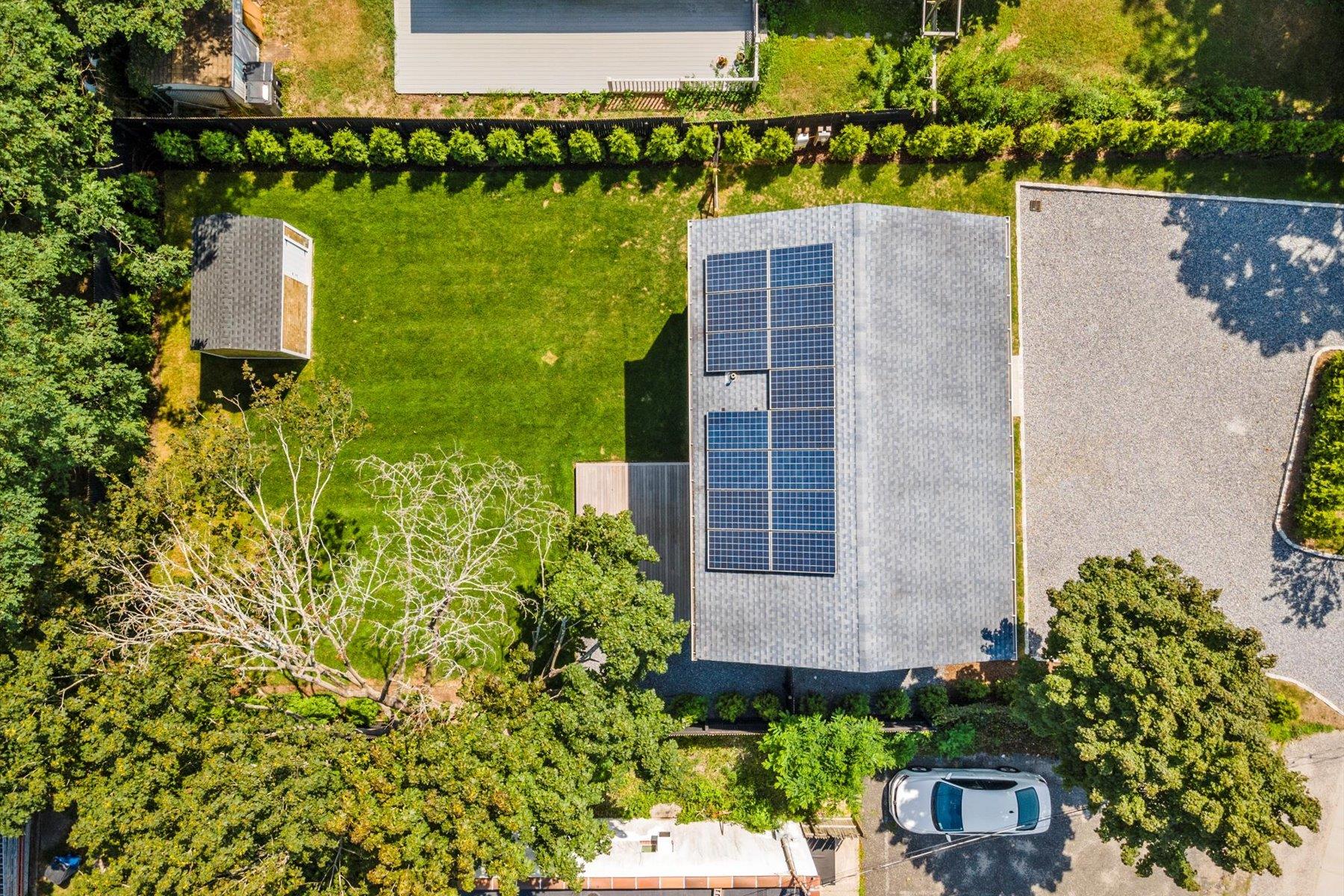 647 Montauk Highway, East Quogue, NY 11942