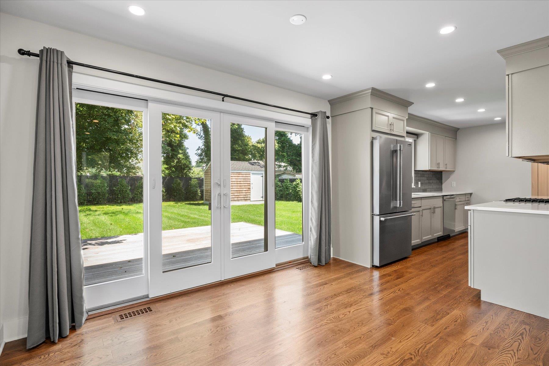 647 Montauk Highway, East Quogue, NY 11942