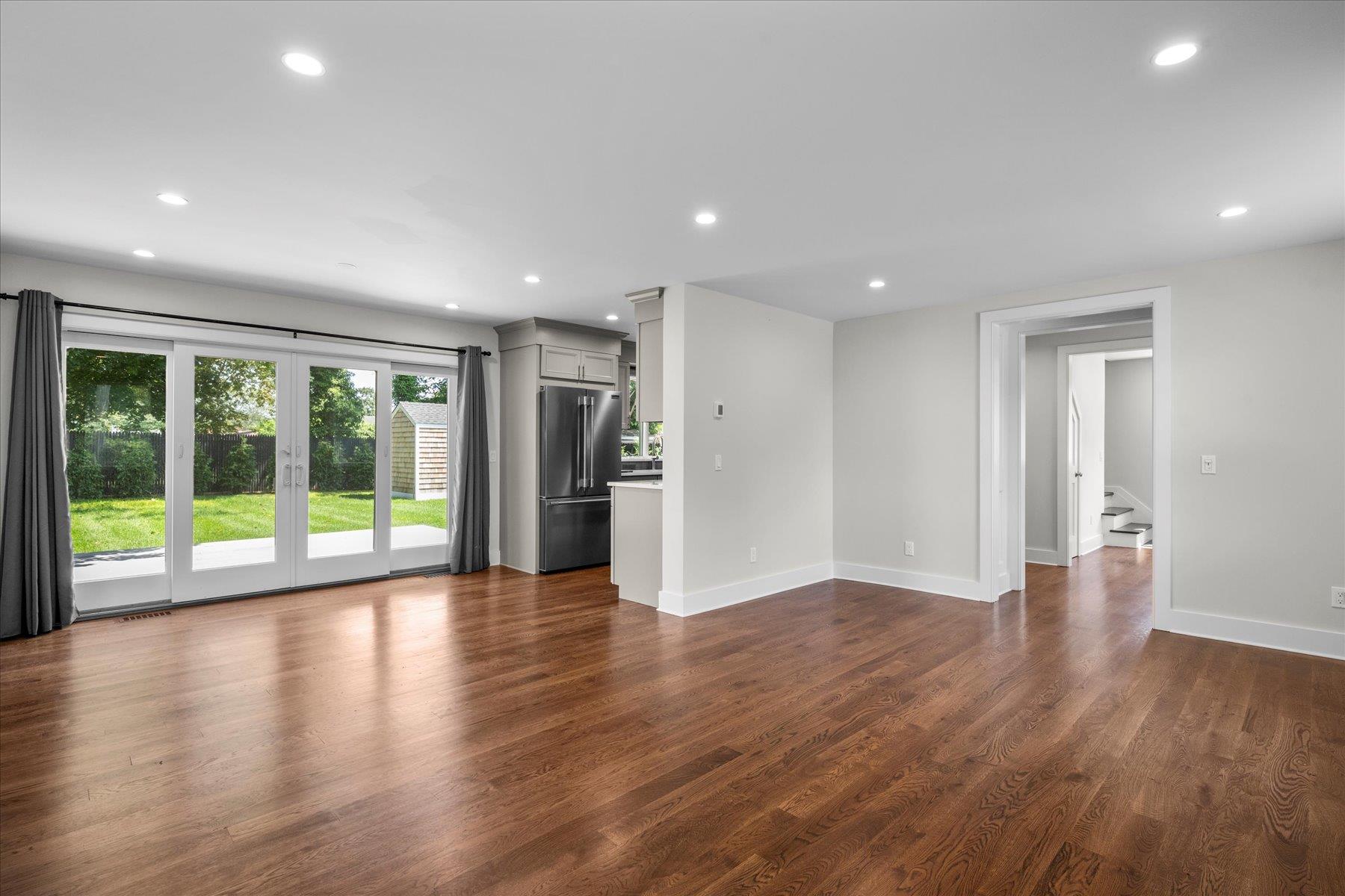 647 Montauk Highway, East Quogue, NY 11942