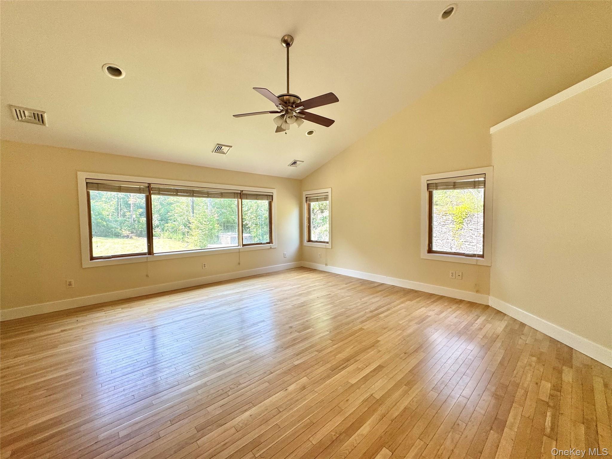 86 Paul Horn Road, Catskill, NY 12414