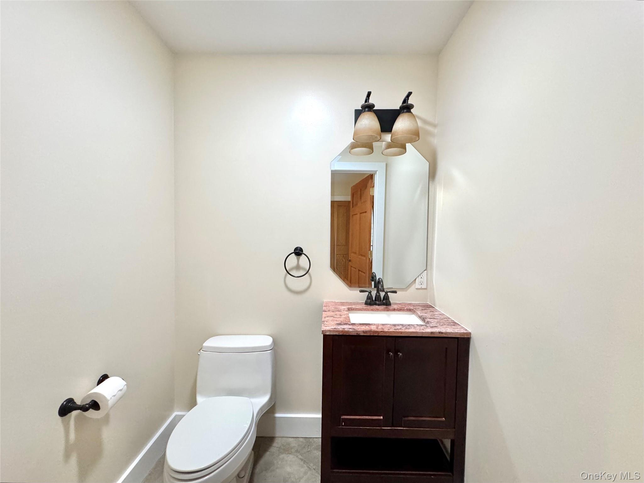 86 Paul Horn Road, Catskill, NY 12414