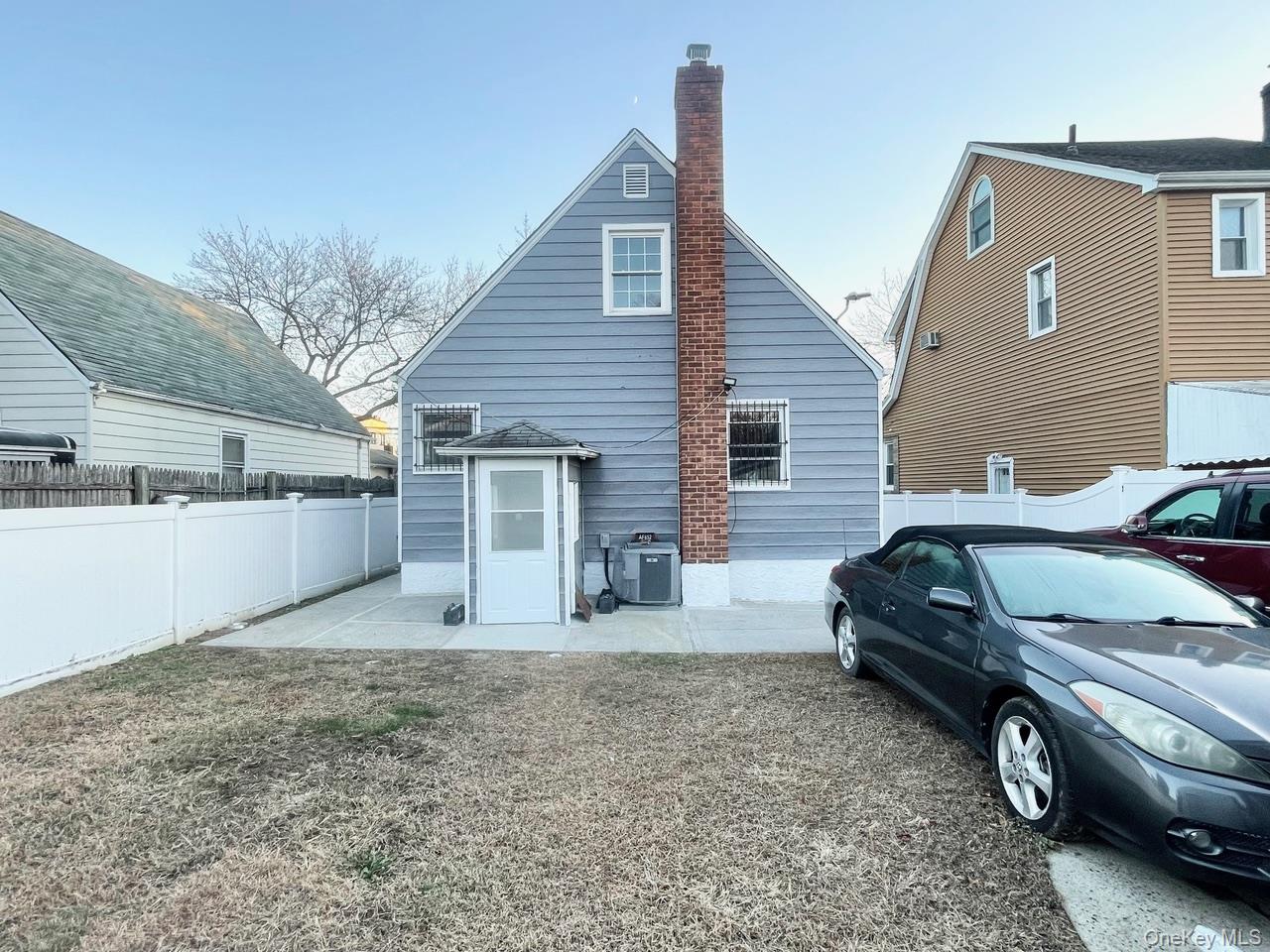 162-15 77 Avenue, Fresh Meadows, NY 11366