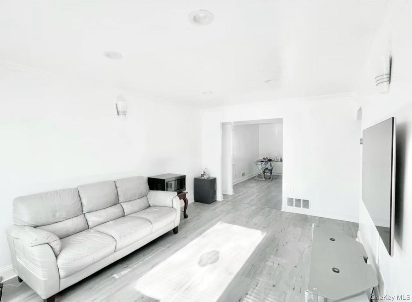 162-15 77 Avenue, Fresh Meadows, NY 11366