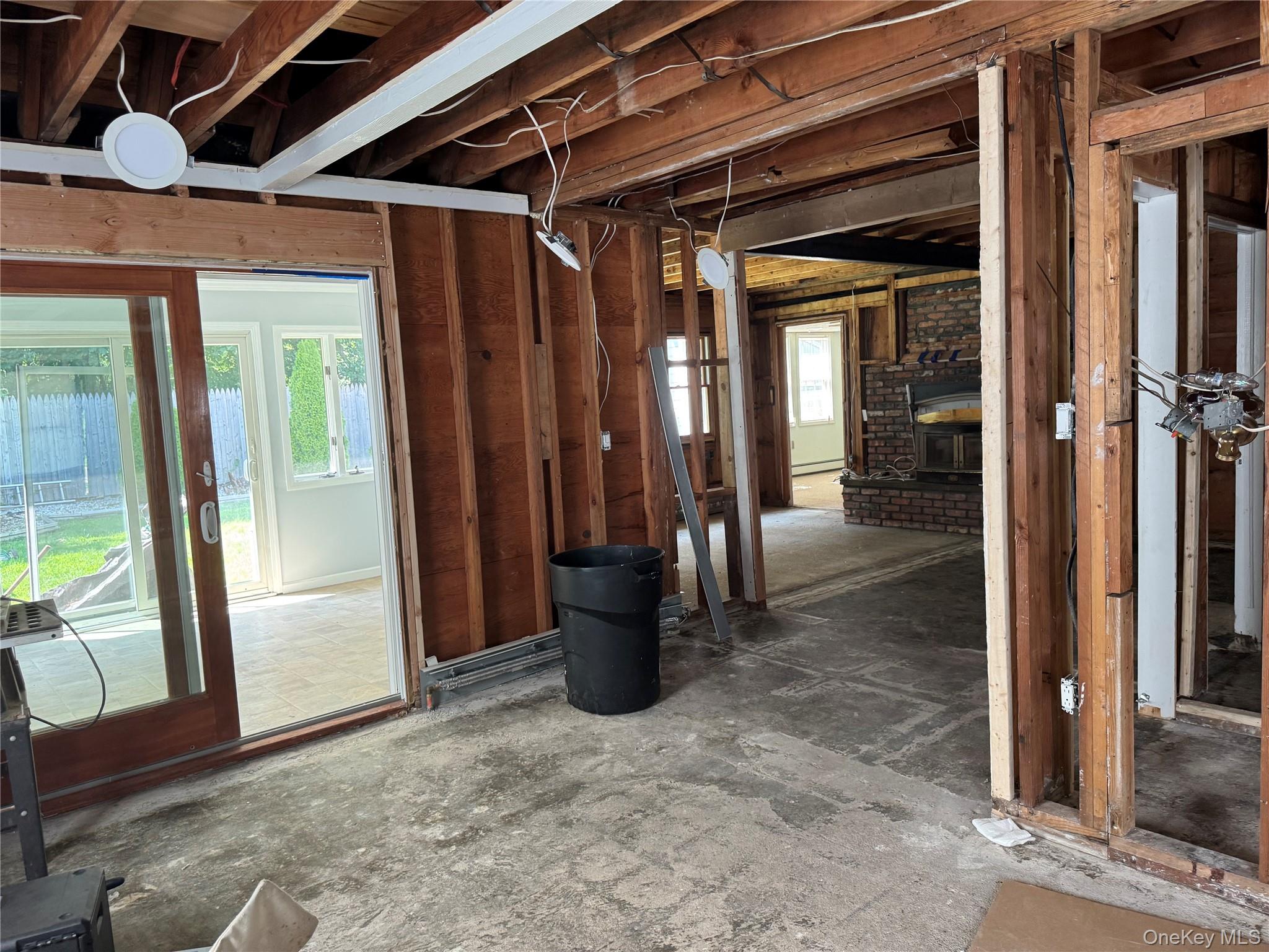 332 Jamaica Boulevard, Carle Place, NY 11514