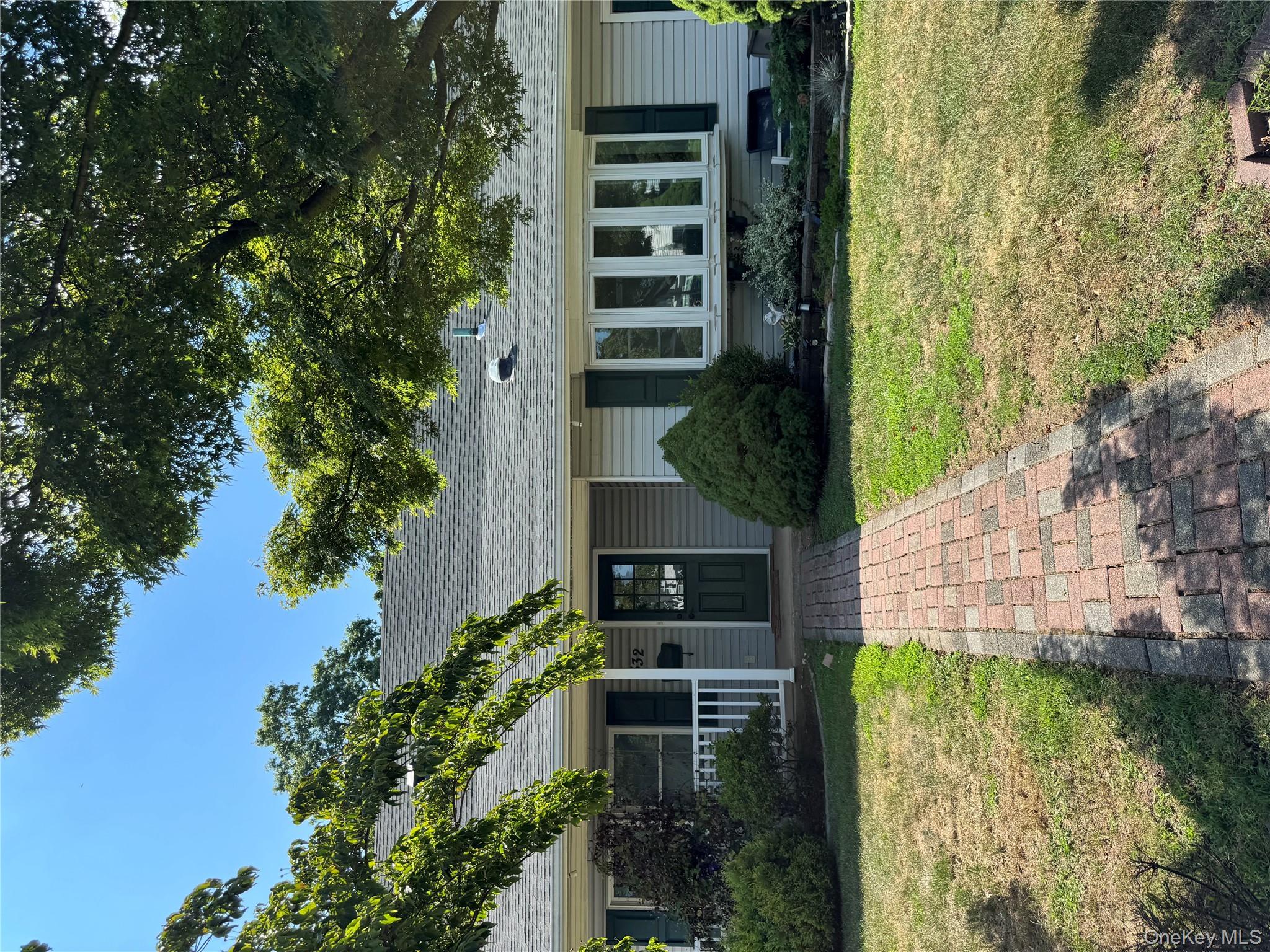 332 Jamaica Boulevard, Carle Place, NY 11514