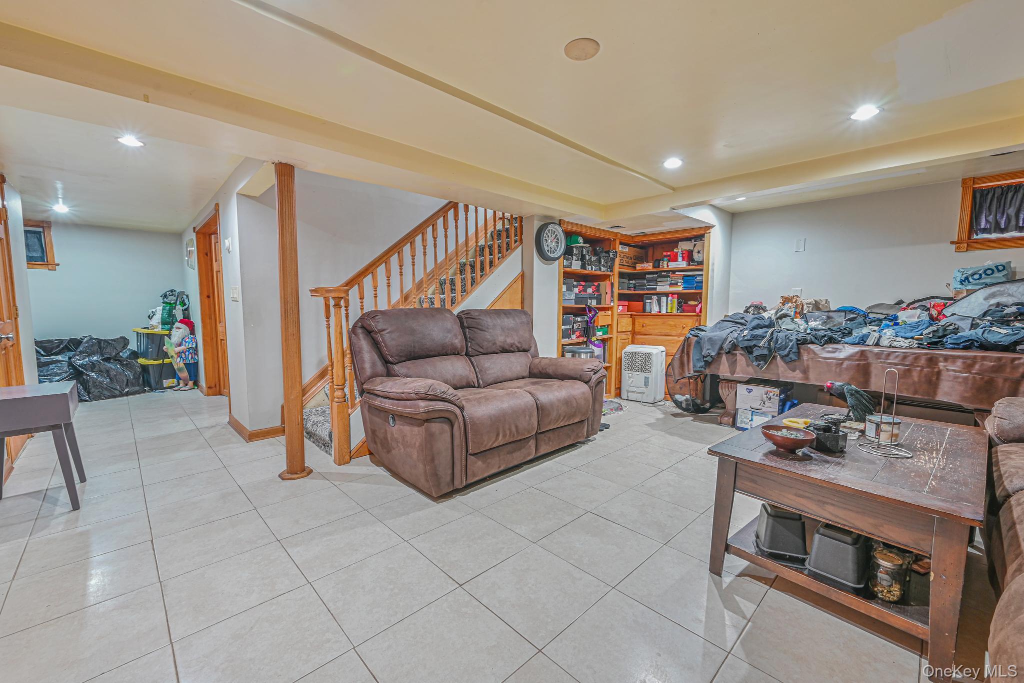 216 Home Street, Valley Stream, NY 11580