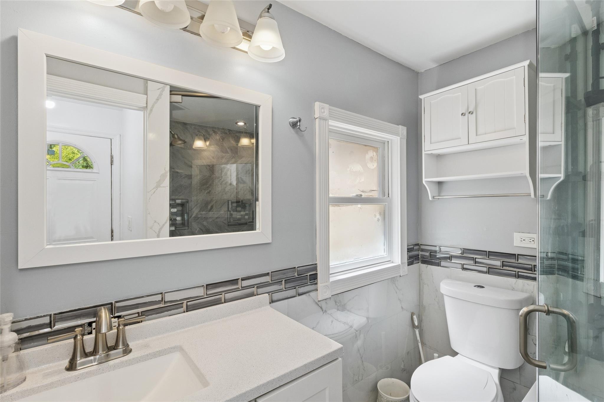 8 Cleary Road, Ronkonkoma, NY 11779