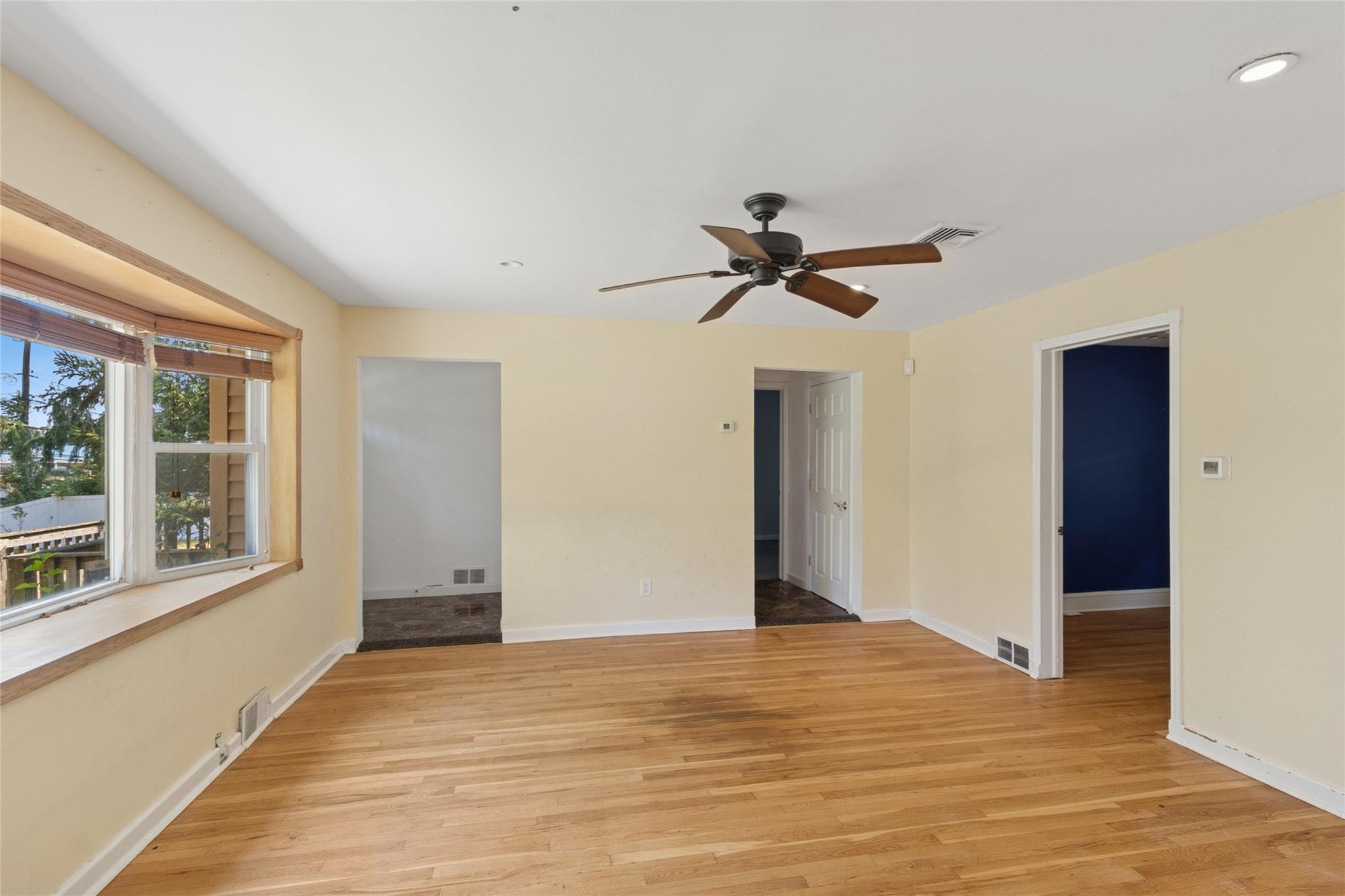 8 Cleary Road, Ronkonkoma, NY 11779