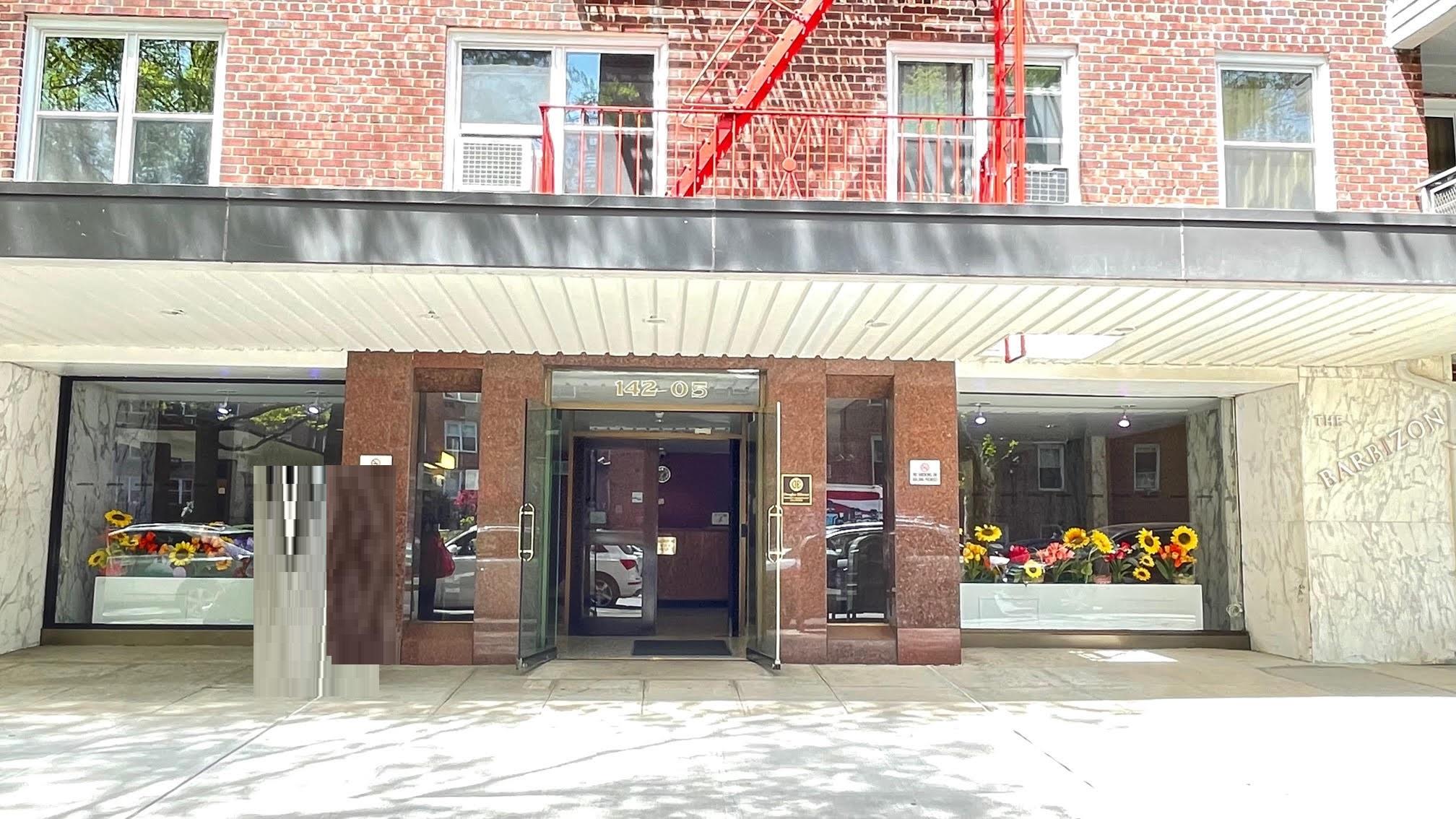 142-05 Roosevelt Avenue # 310, Flushing, NY 11354