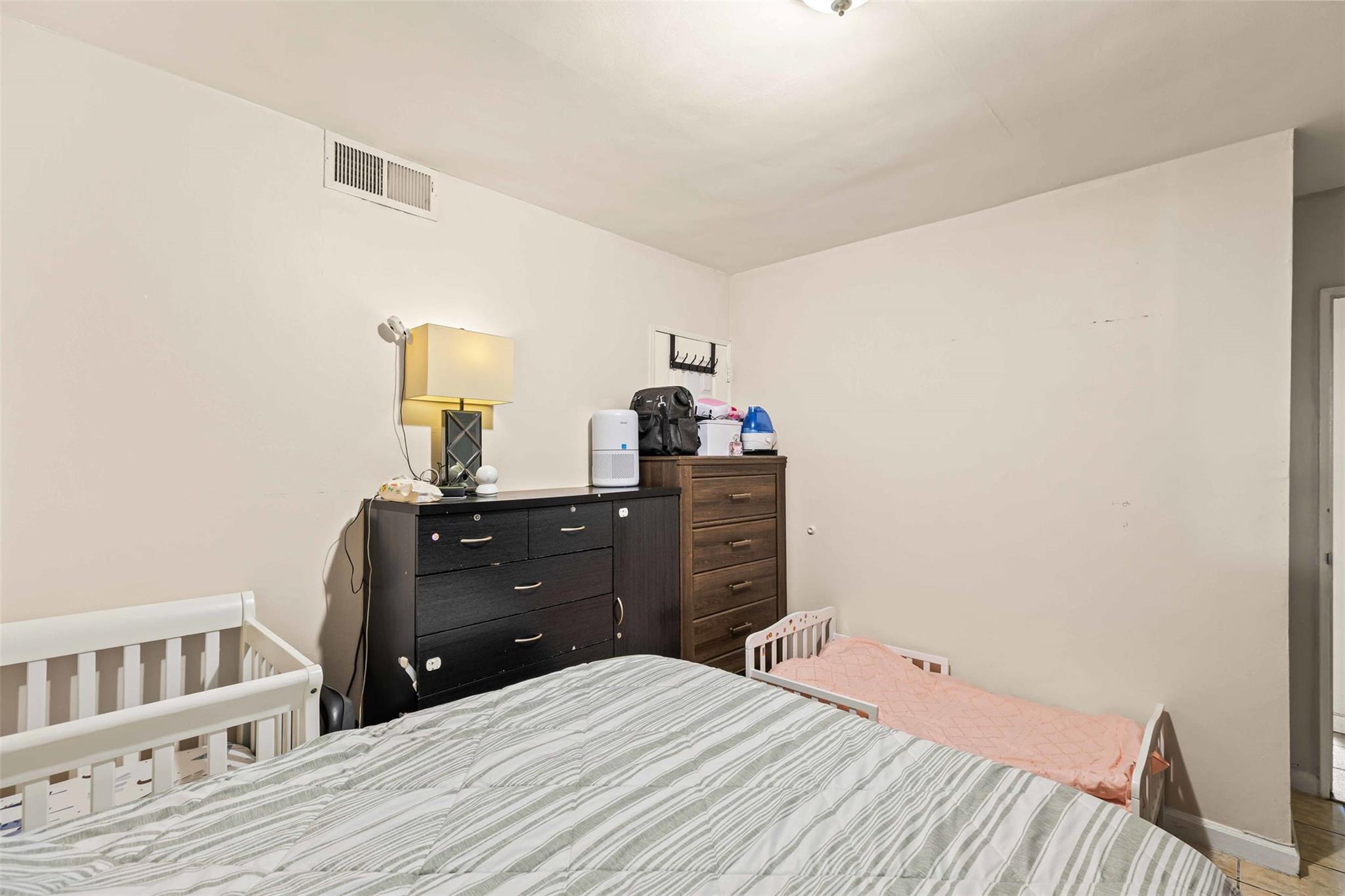 1570 Paulding Avenue, Bronx, NY 10462