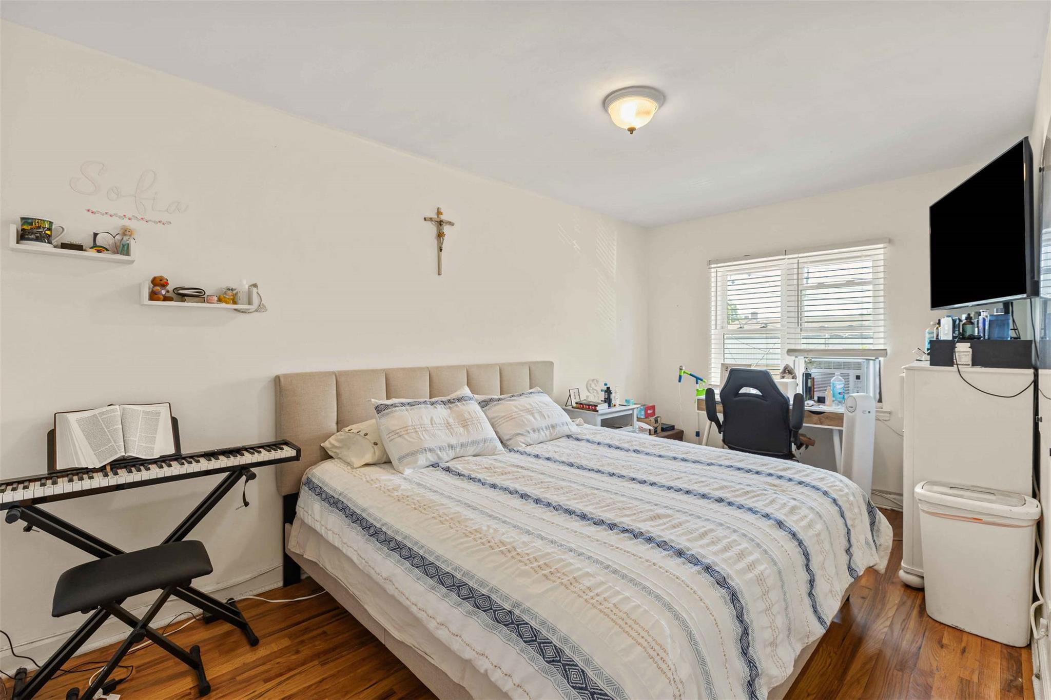 1570 Paulding Avenue, Bronx, NY 10462