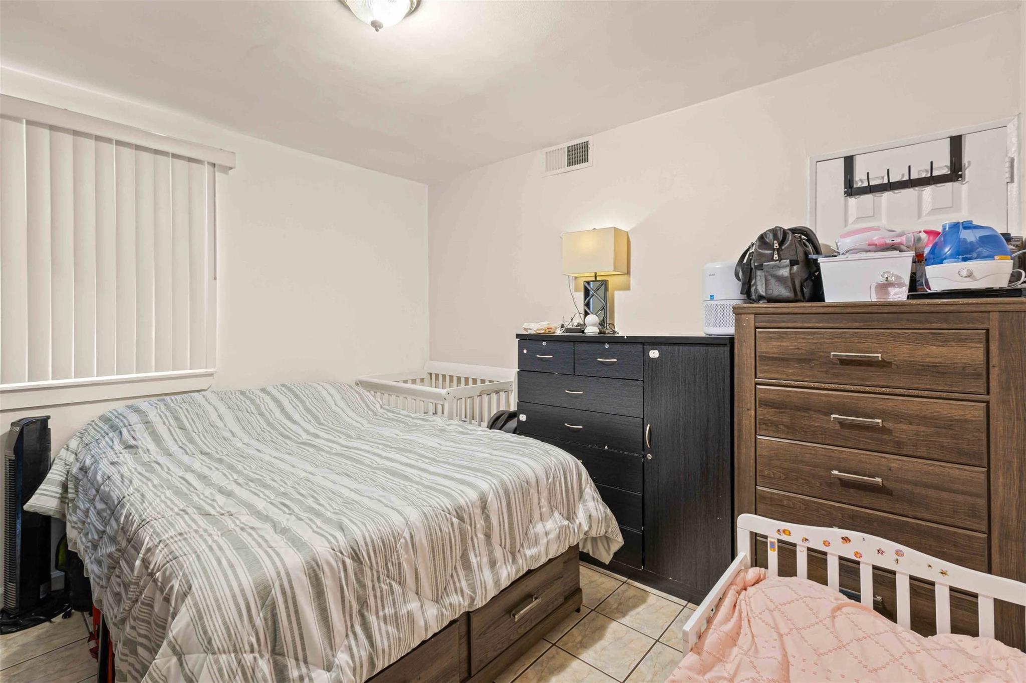 1570 Paulding Avenue, Bronx, NY 10462