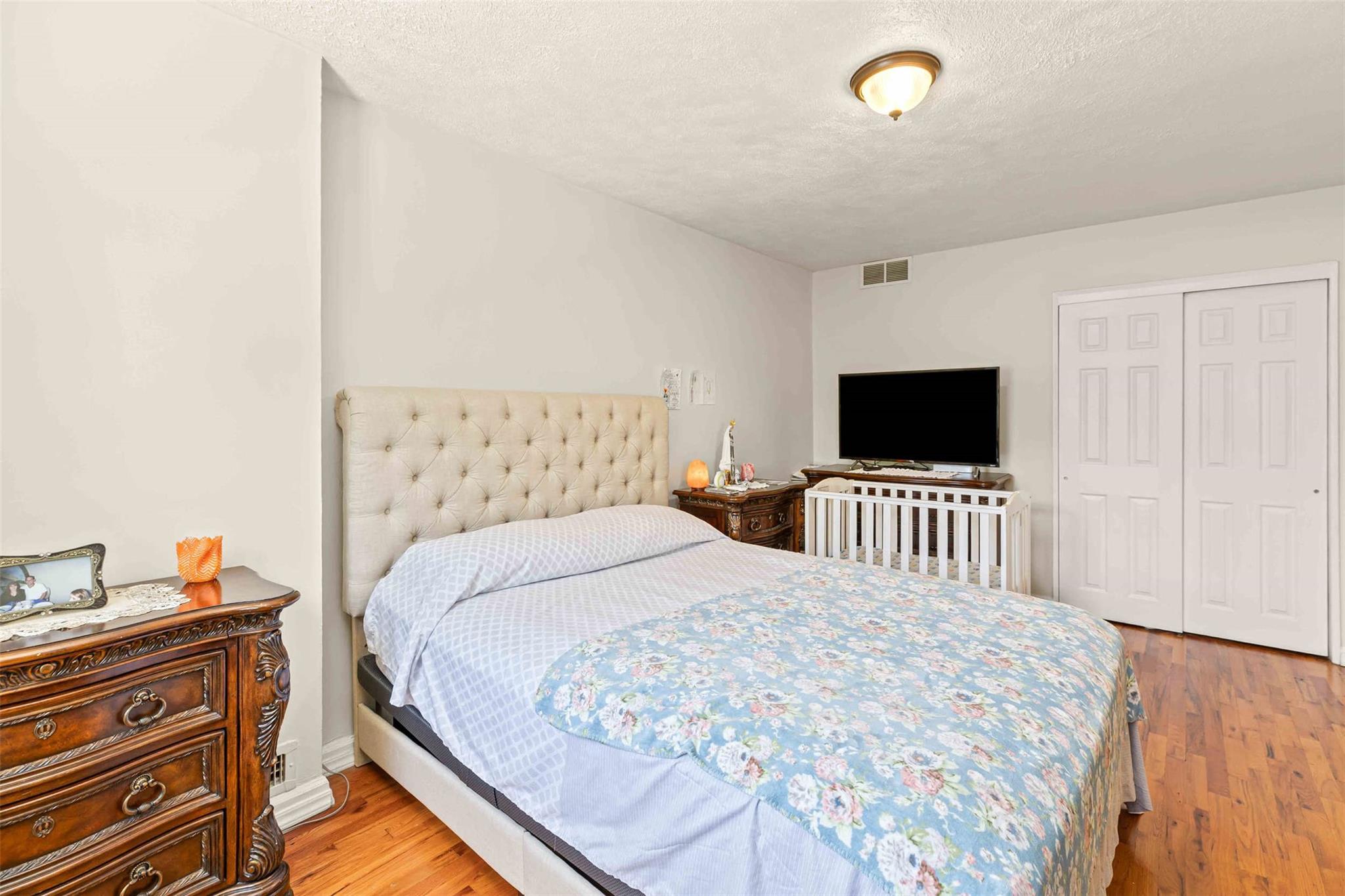 1570 Paulding Avenue, Bronx, NY 10462