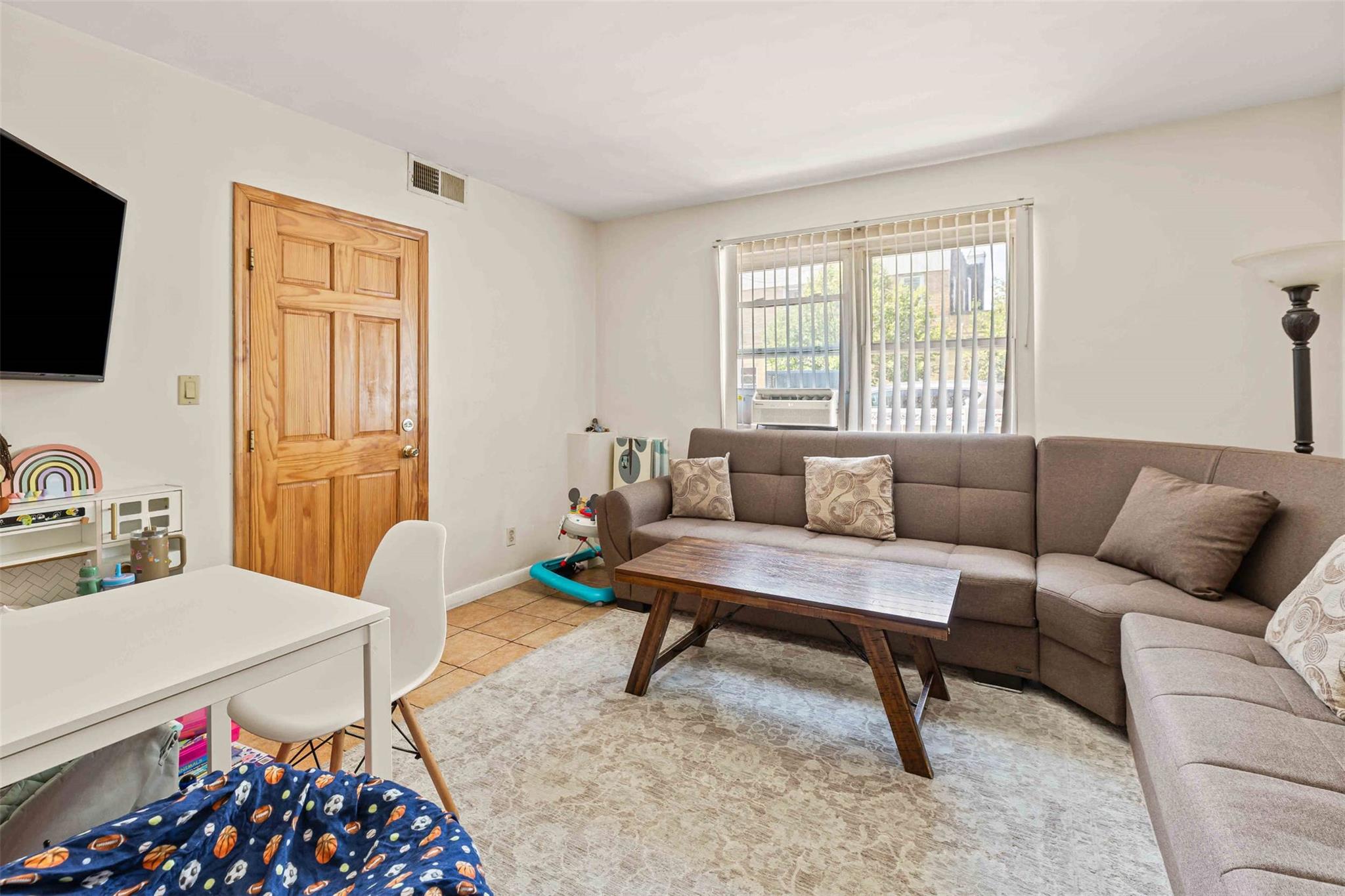 1570 Paulding Avenue, Bronx, NY 10462