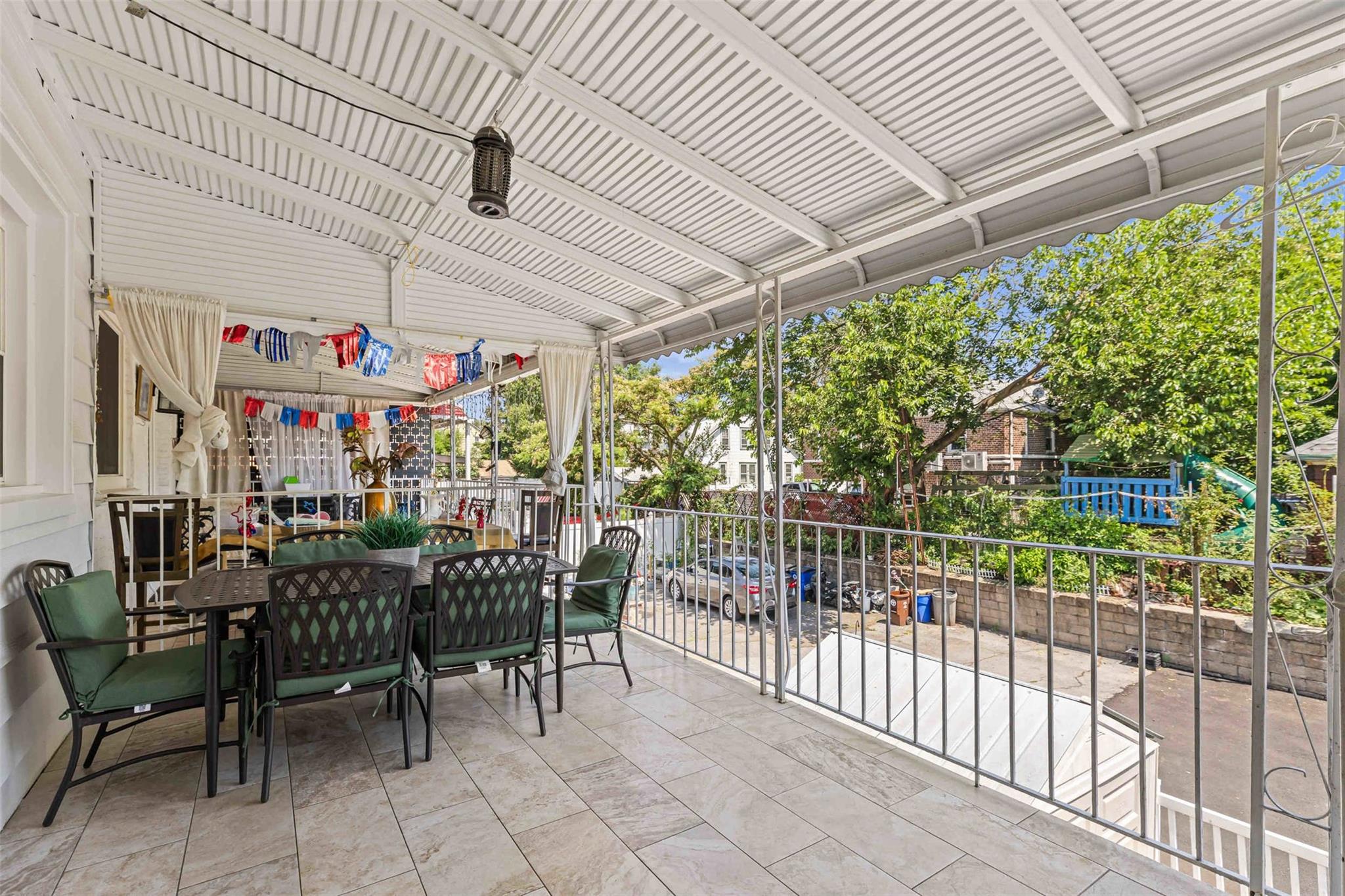 1570 Paulding Avenue, Bronx, NY 10462