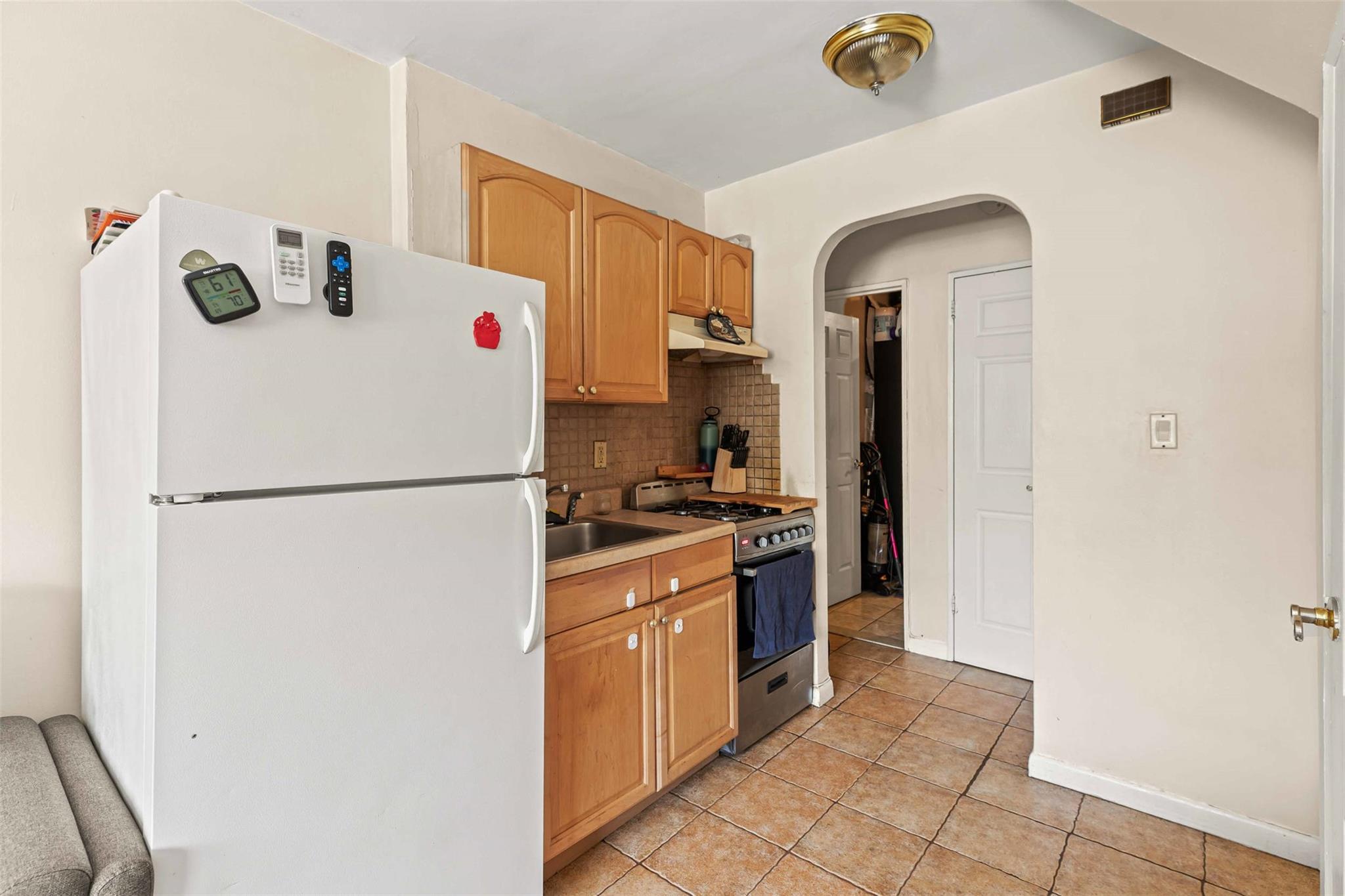 1570 Paulding Avenue, Bronx, NY 10462