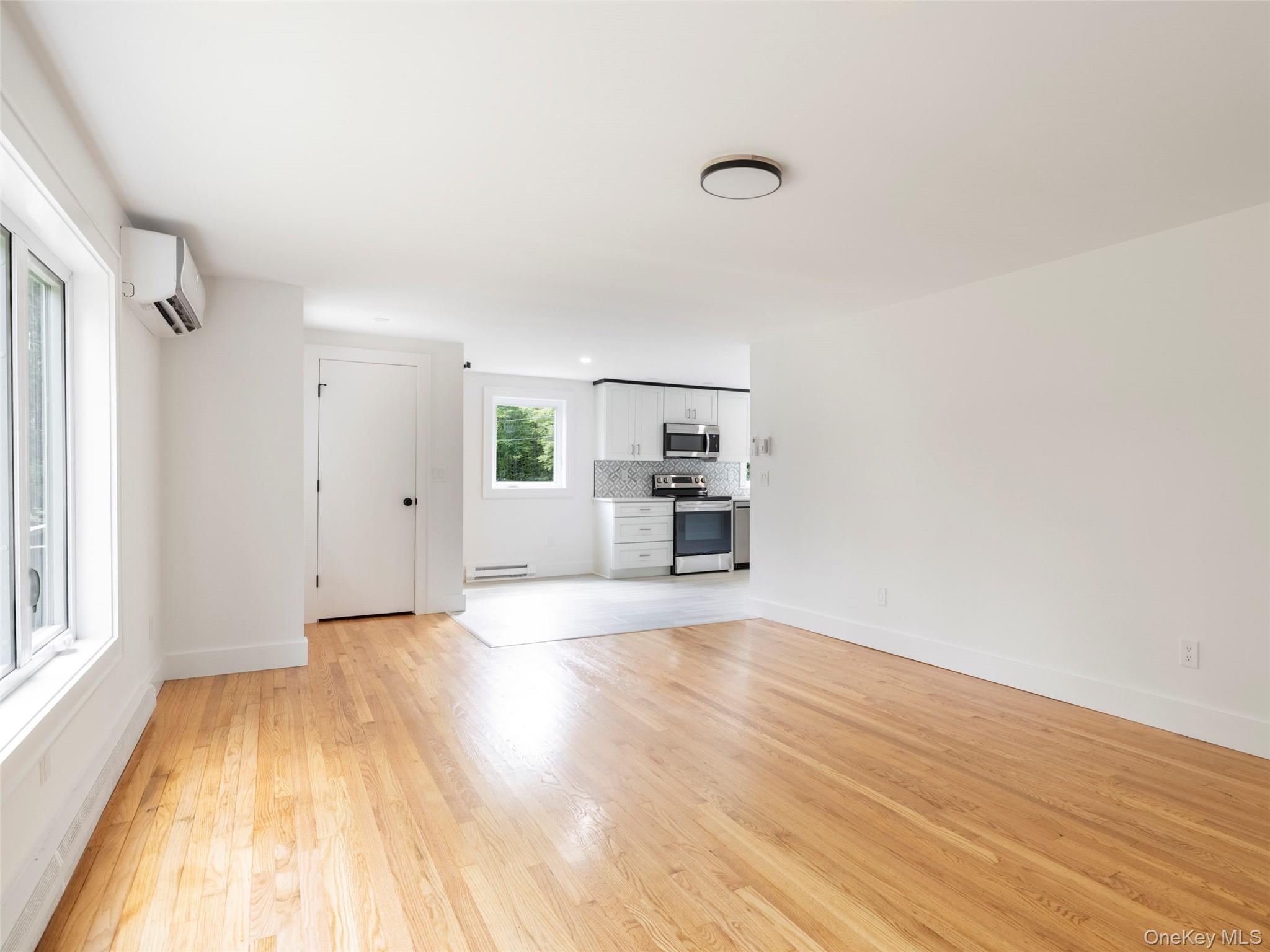 14 Goat Hill Road, Saugerties, NY 12477