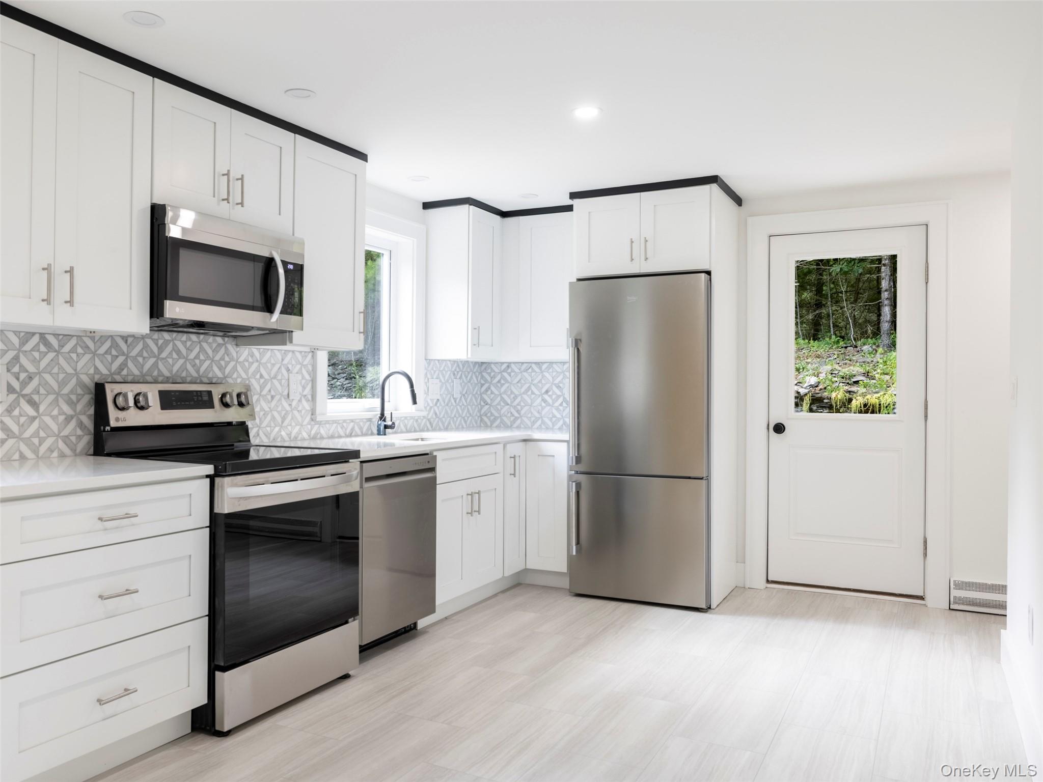 14 Goat Hill Road, Saugerties, NY 12477