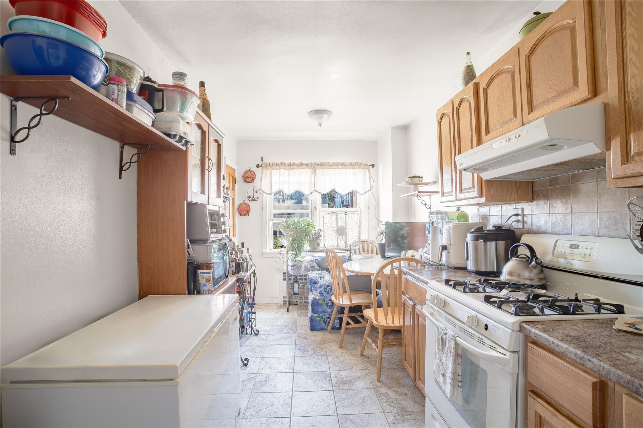 19511 Woodhull Avenue, Hollis, NY 11423