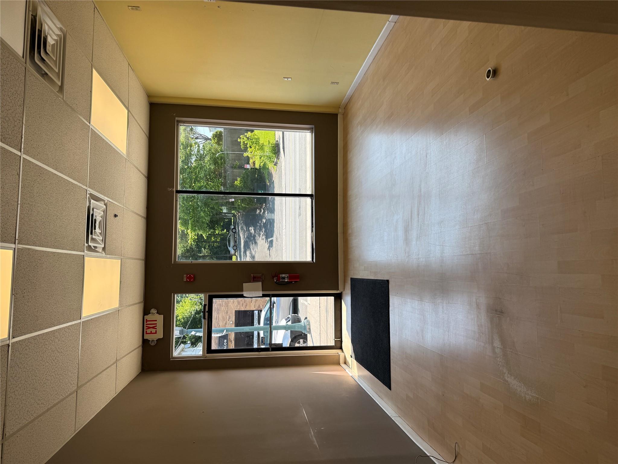 161 S Middletown Road, Nanuet, NY 10954