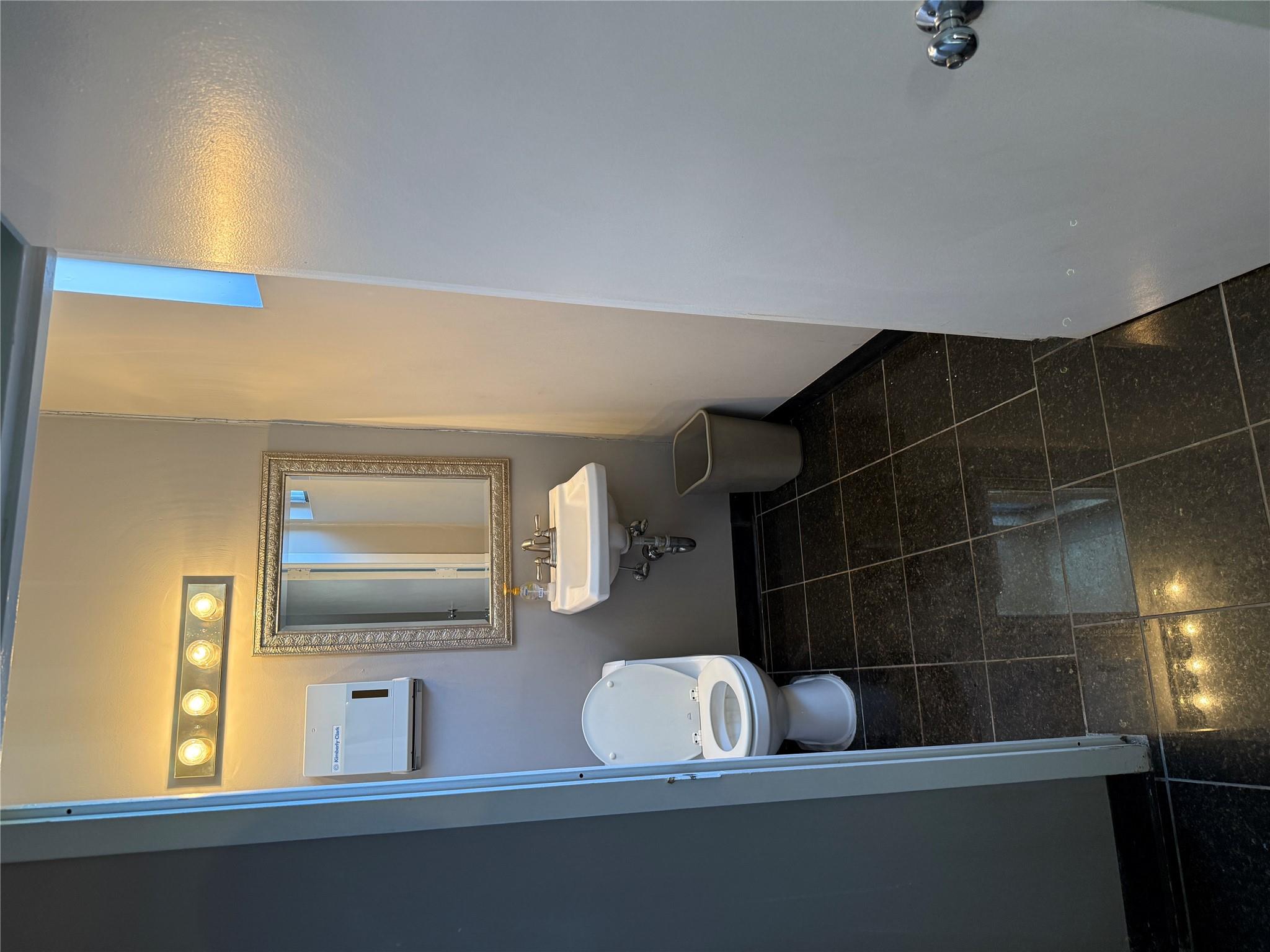 161 S Middletown Road, Nanuet, NY 10954