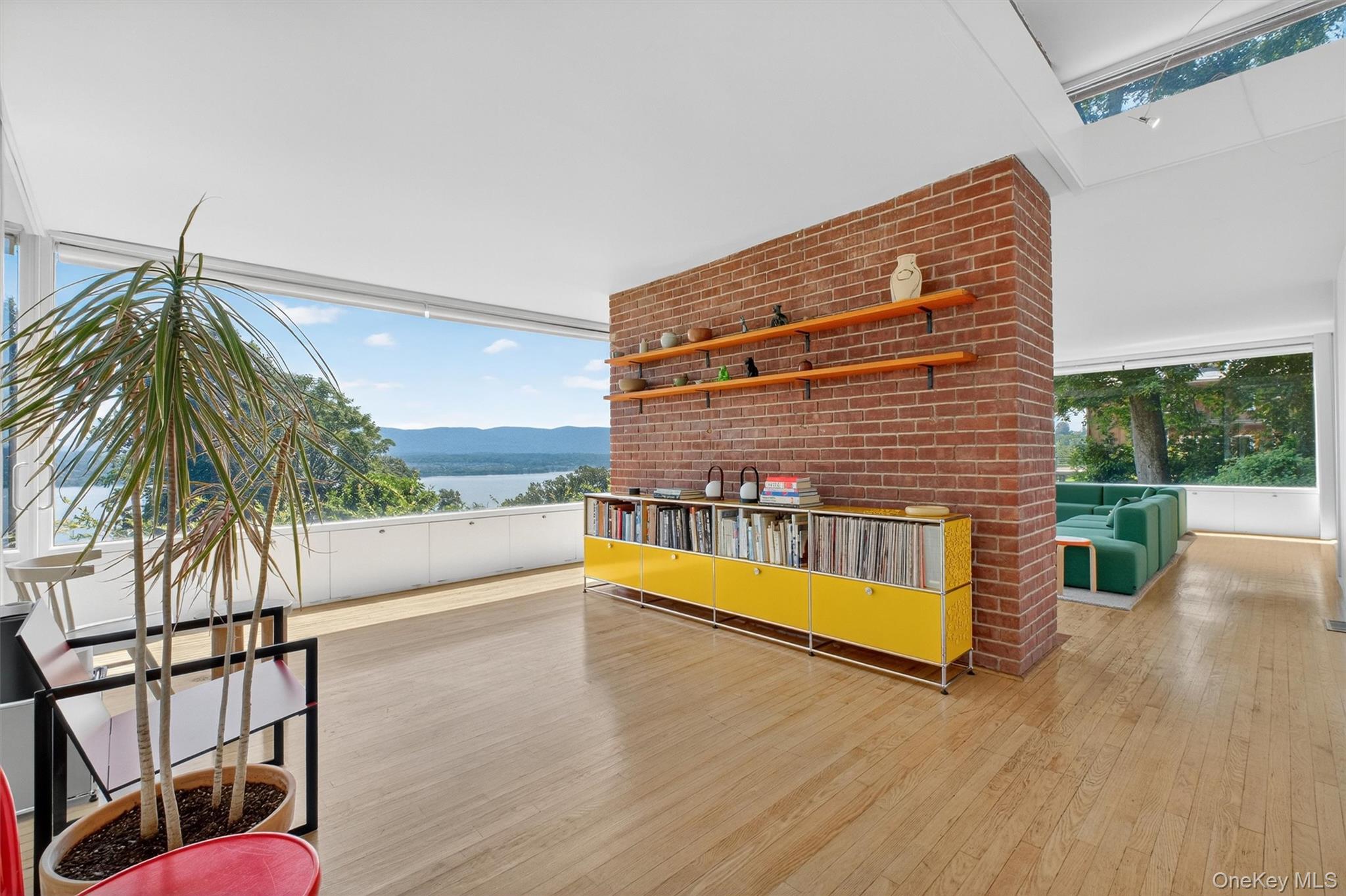 624 River Road, Newburgh, NY 12550