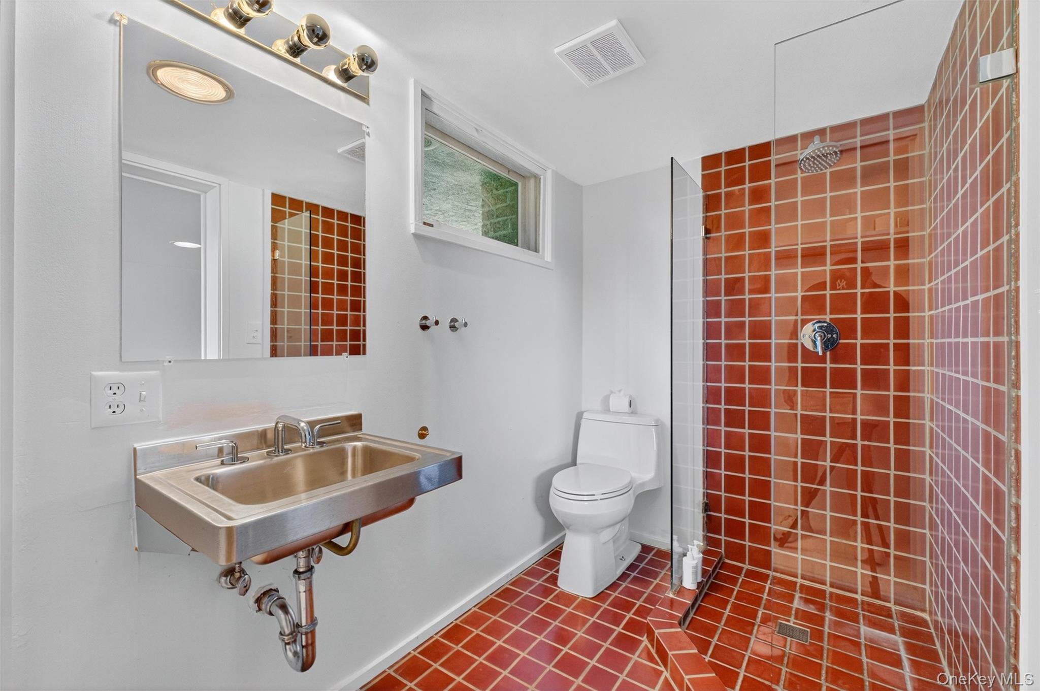 624 River Road, Newburgh, NY 12550