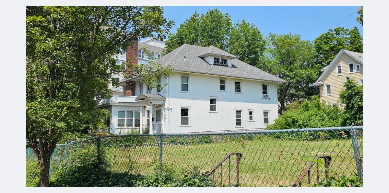 13 Longview Avenue, White Plains, NY 10605
