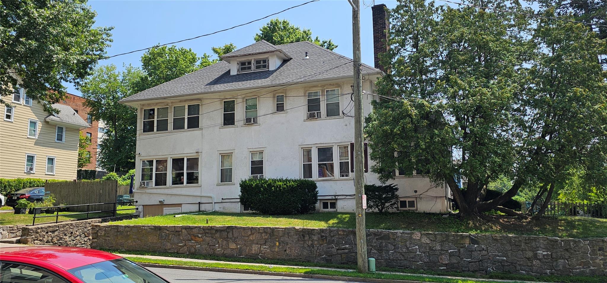 13 Longview Avenue, White Plains, NY 10605