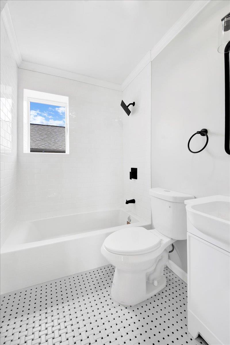 1869 Muliner Avenue, Bronx, NY 10462