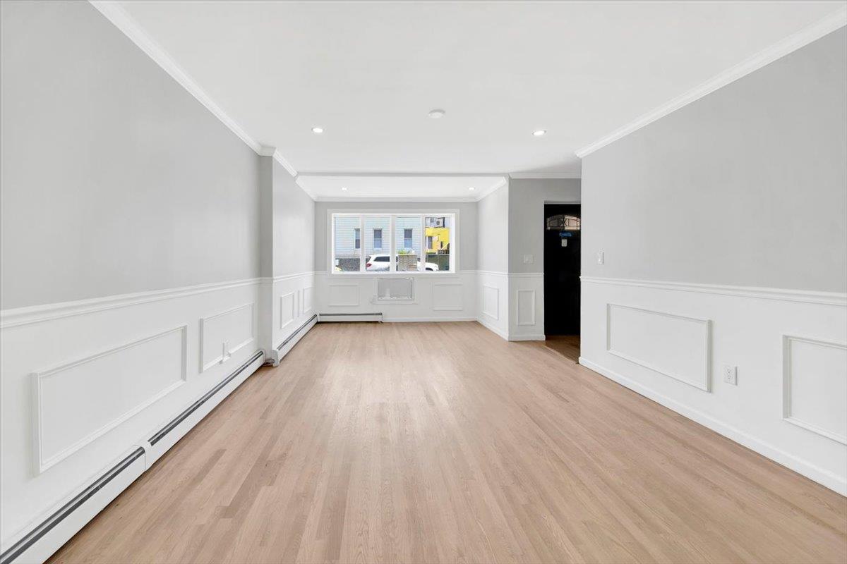 1869 Muliner Avenue, Bronx, NY 10462