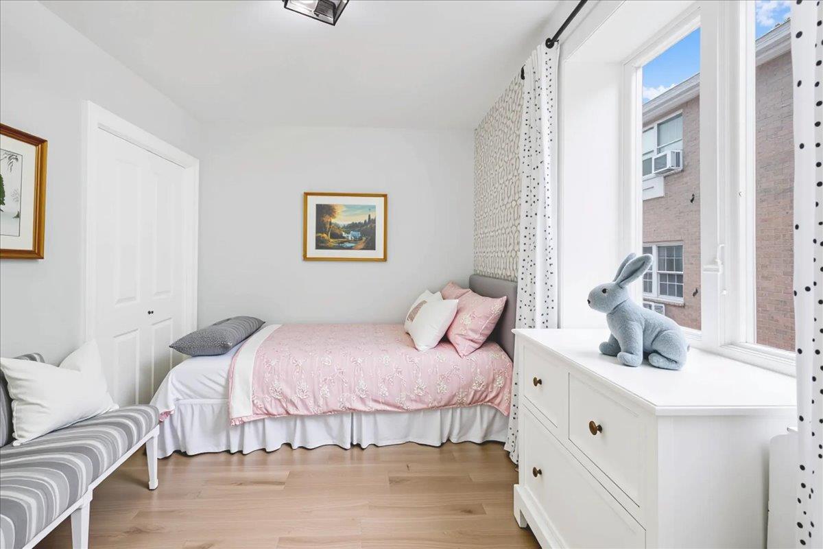 1869 Muliner Avenue, Bronx, NY 10462