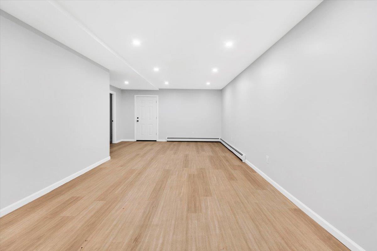 1869 Muliner Avenue, Bronx, NY 10462